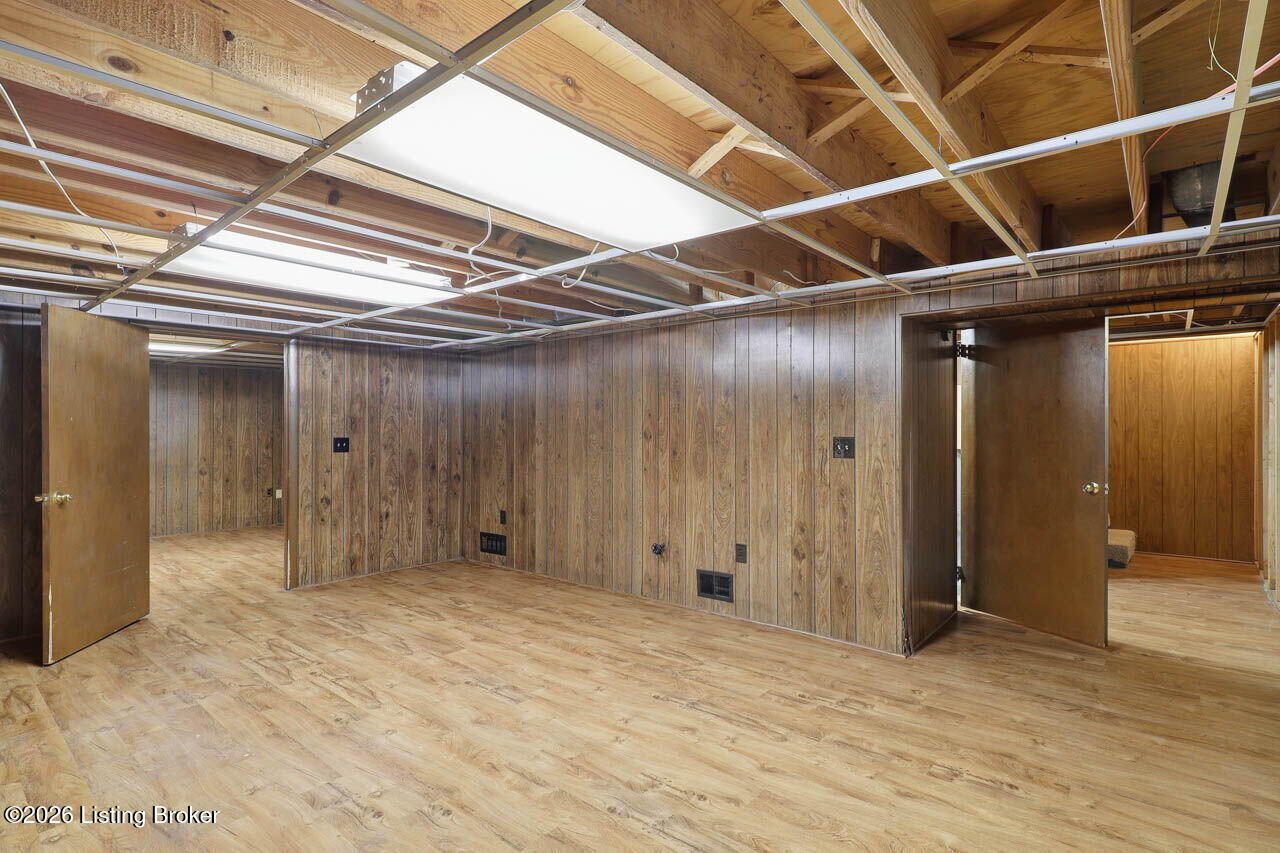 1006 Ambridge Dr Property Photo 25