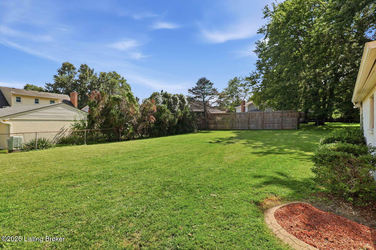 1006 Ambridge Dr Property Photo 35