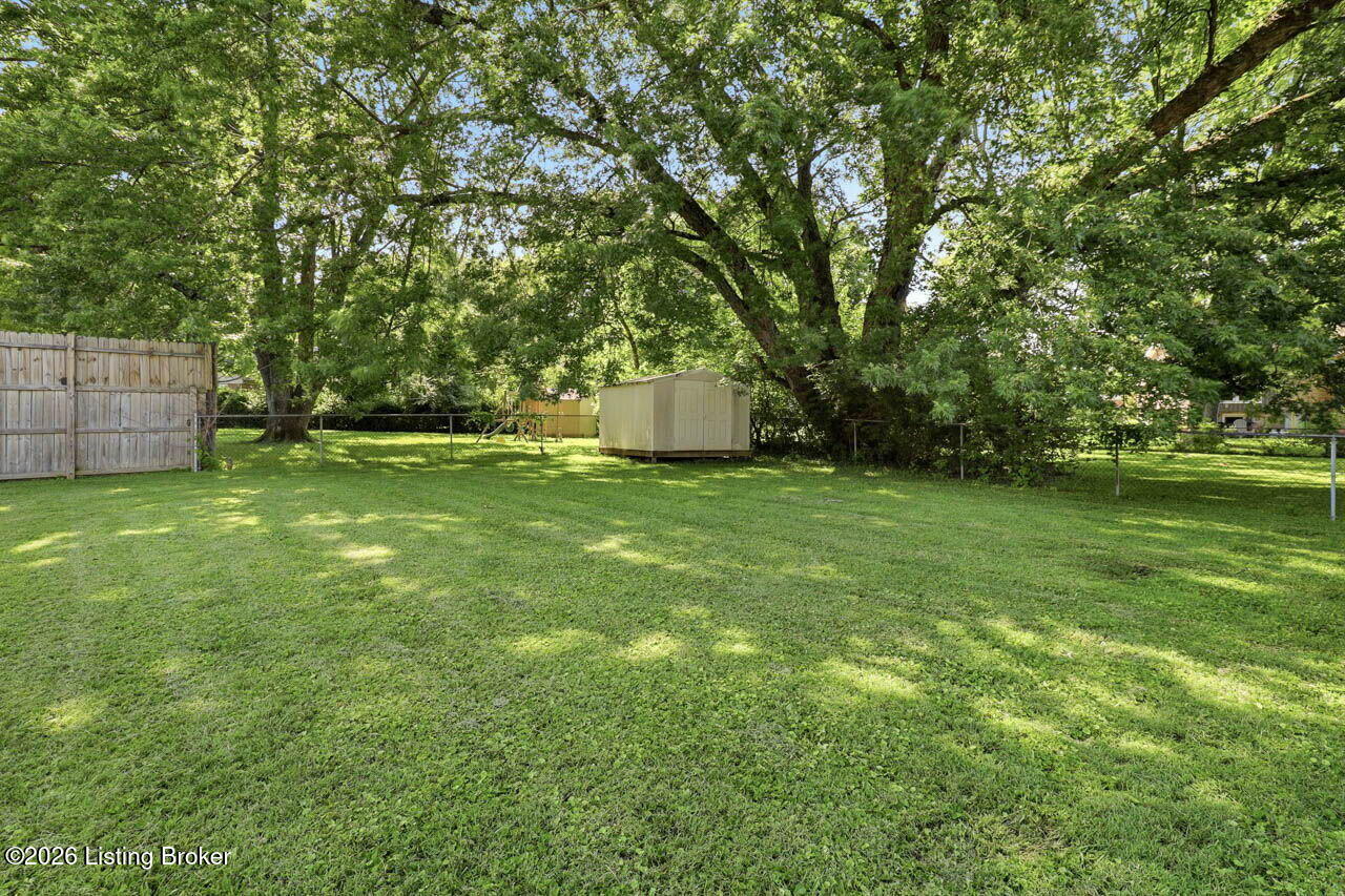 1006 Ambridge Dr Property Photo 36
