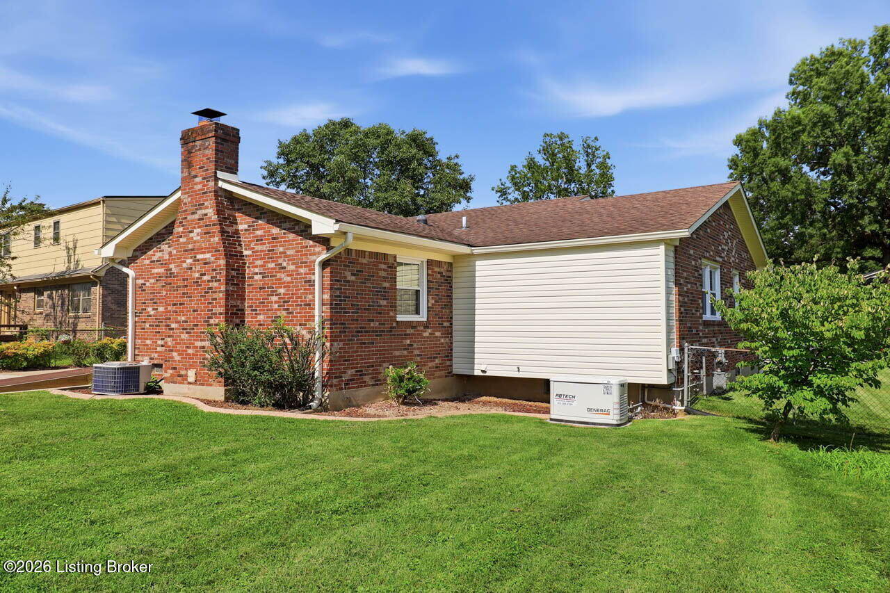 1006 Ambridge Dr Property Photo 38