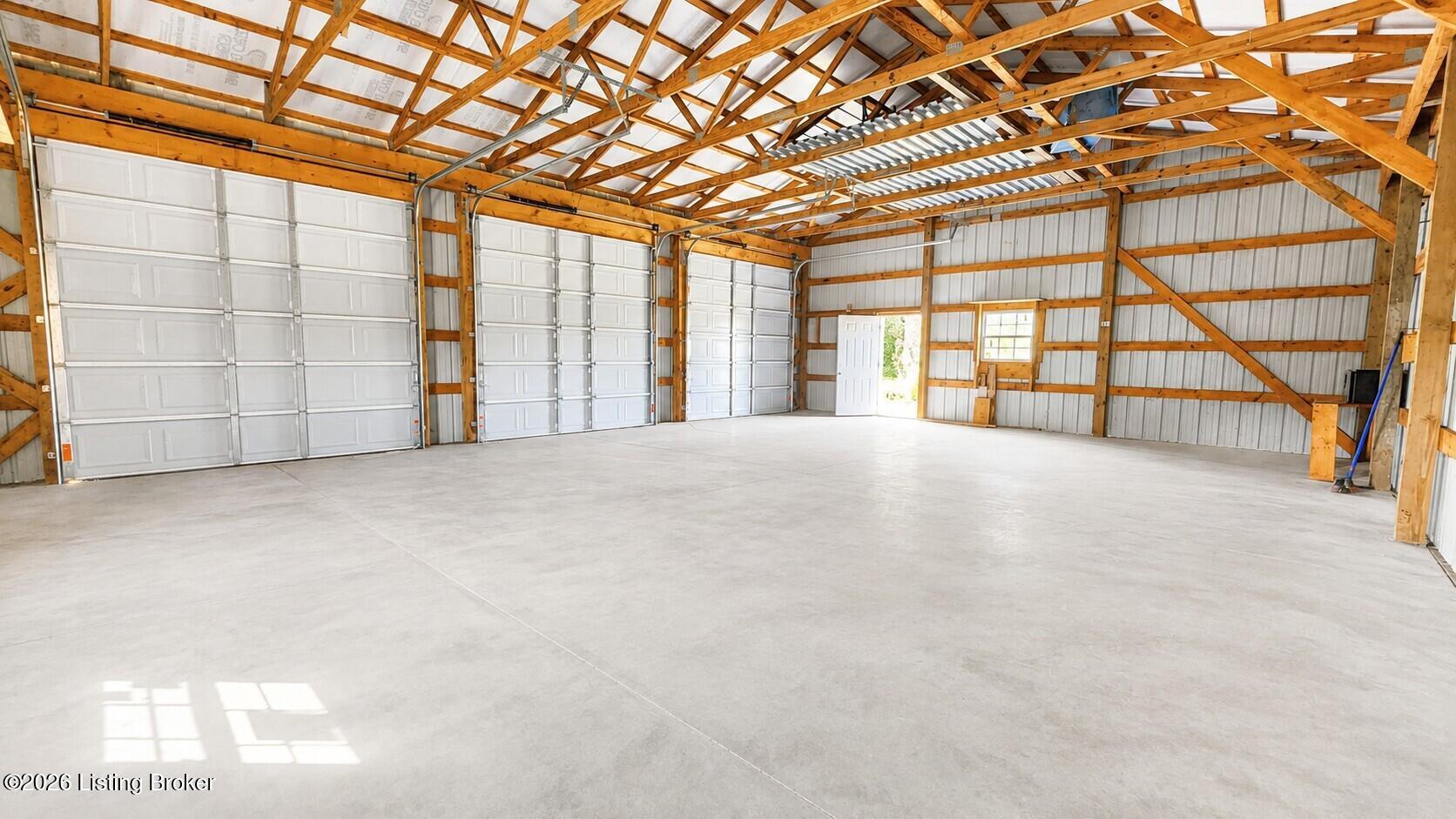 10290 N Highway 261 Property Photo 4