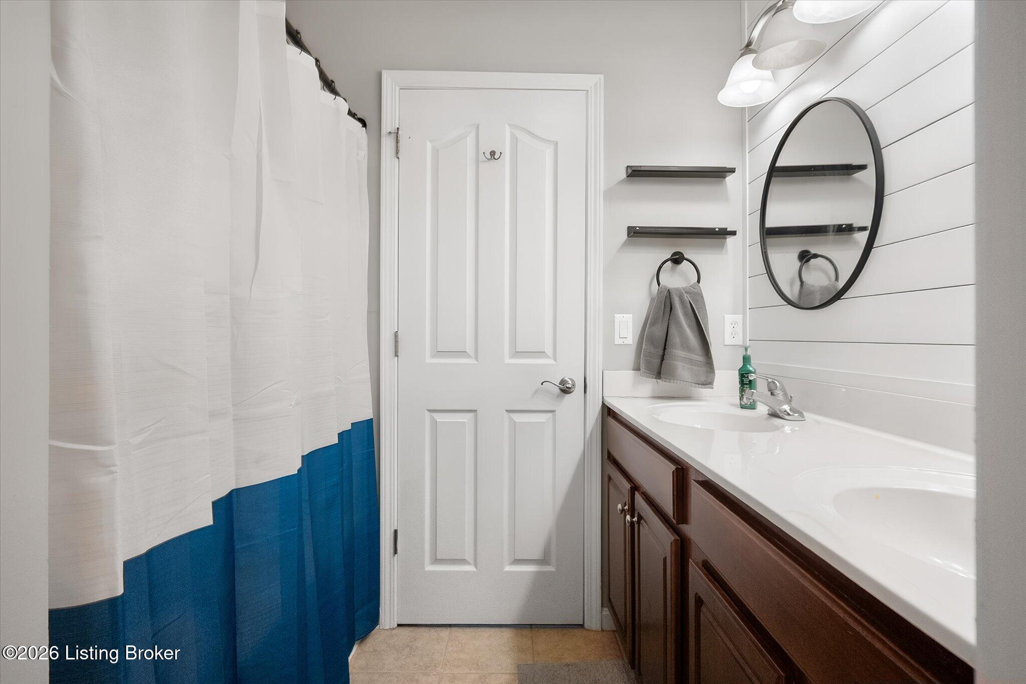 801 Hackney Ln Property Photo 16