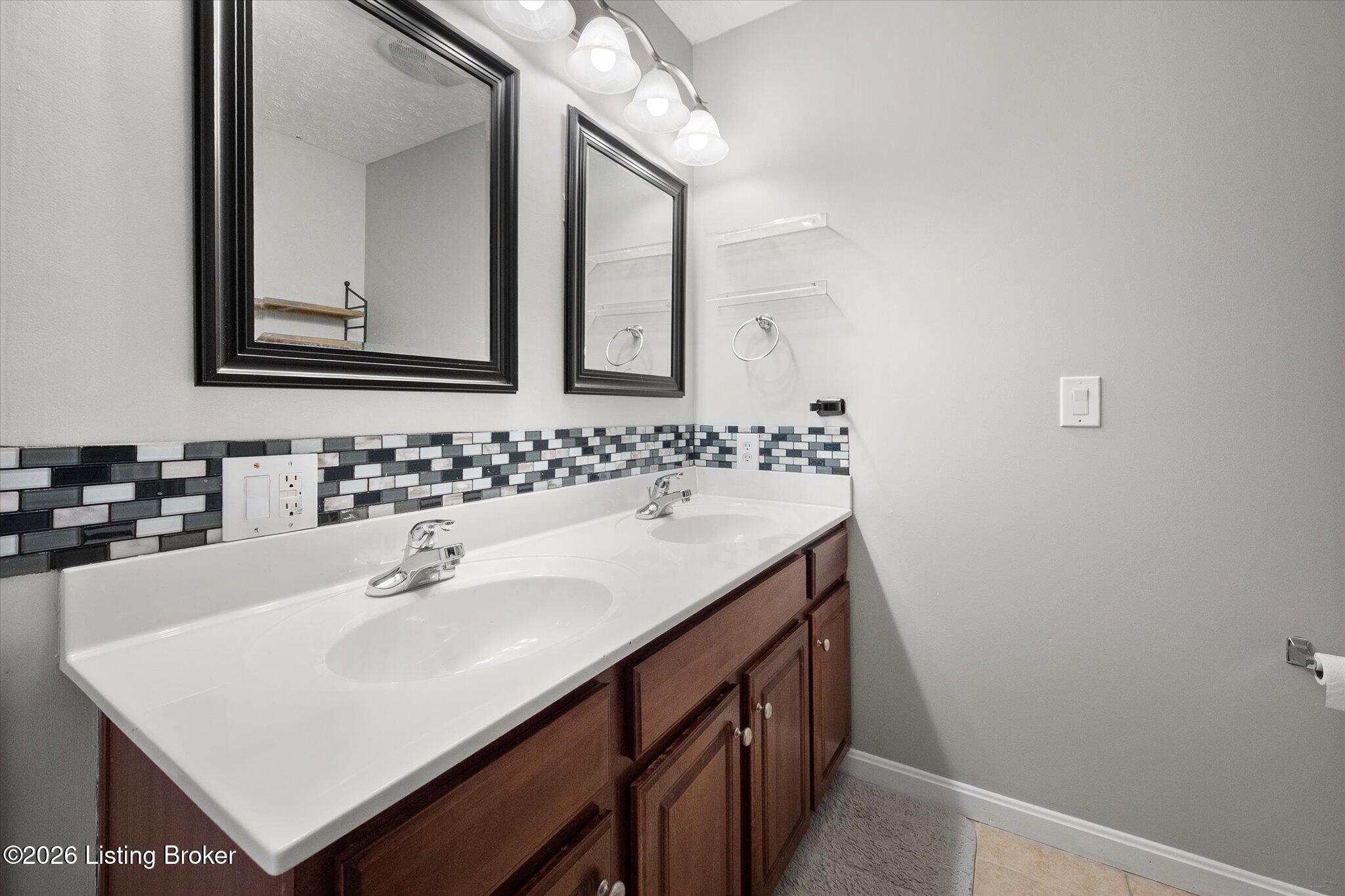801 Hackney Ln Property Photo 21