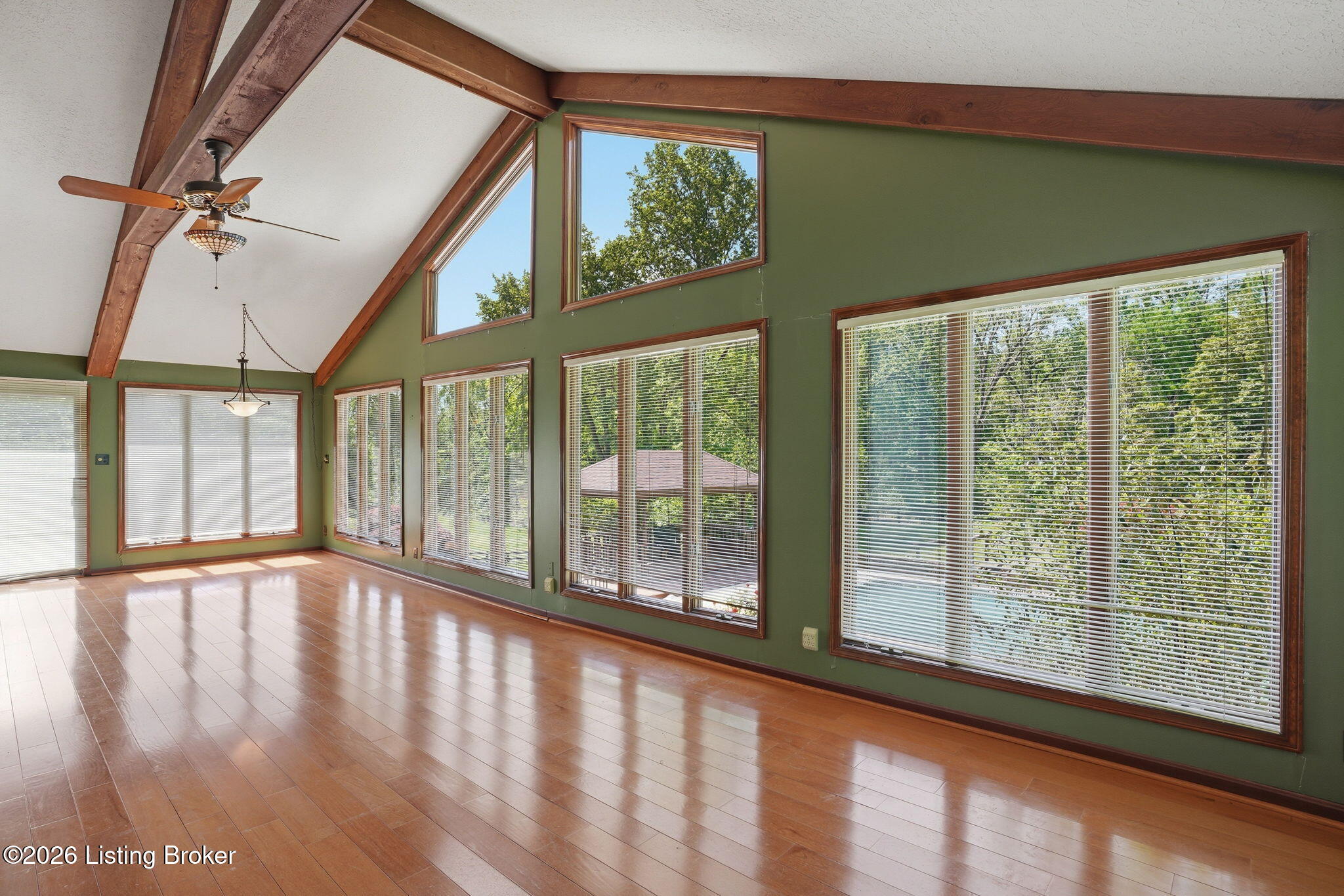 2711 Parkwood Rd Property Photo 26