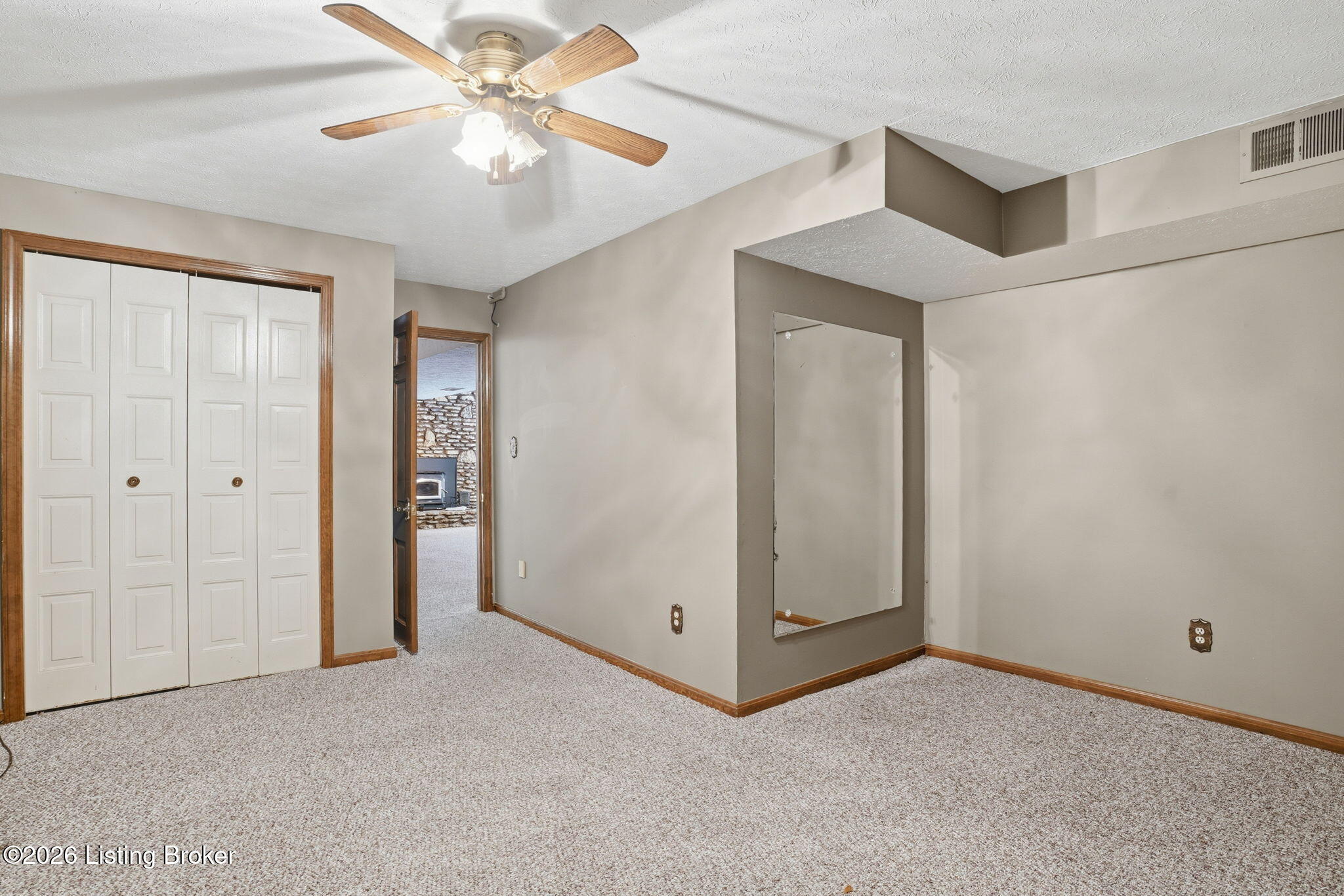 2711 Parkwood Rd Property Photo 48