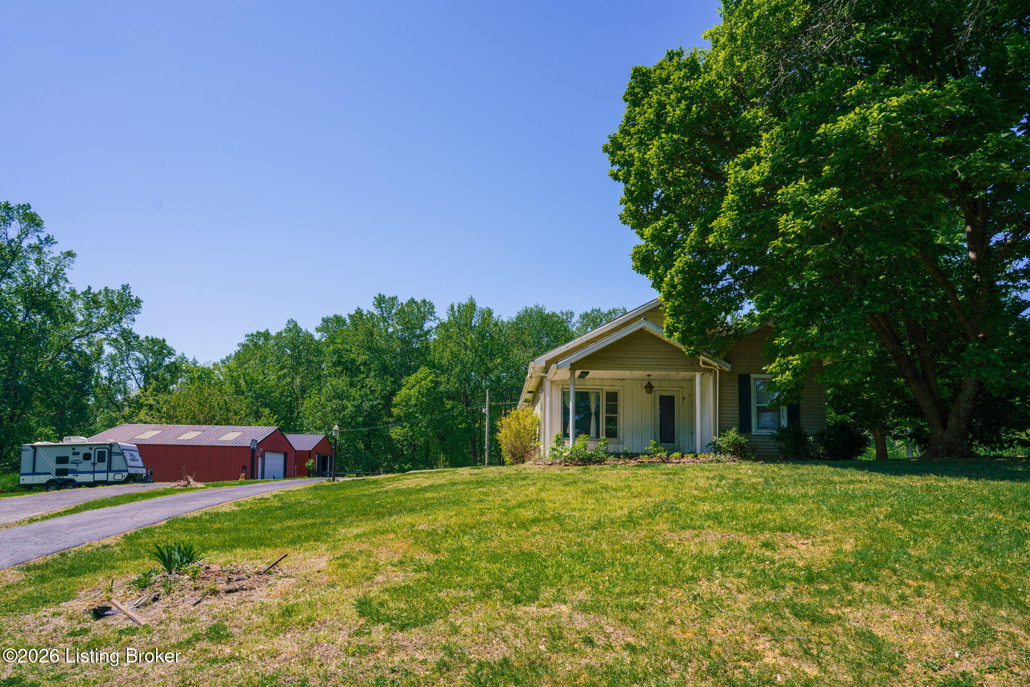 2711 Parkwood Rd Property Photo 52