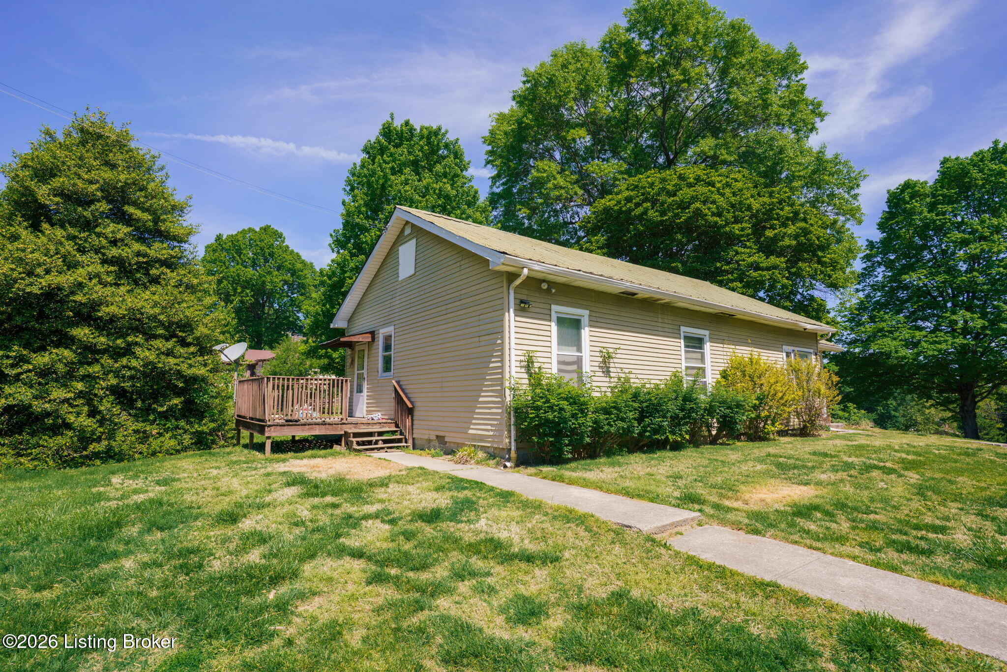 2711 Parkwood Rd Property Photo 54