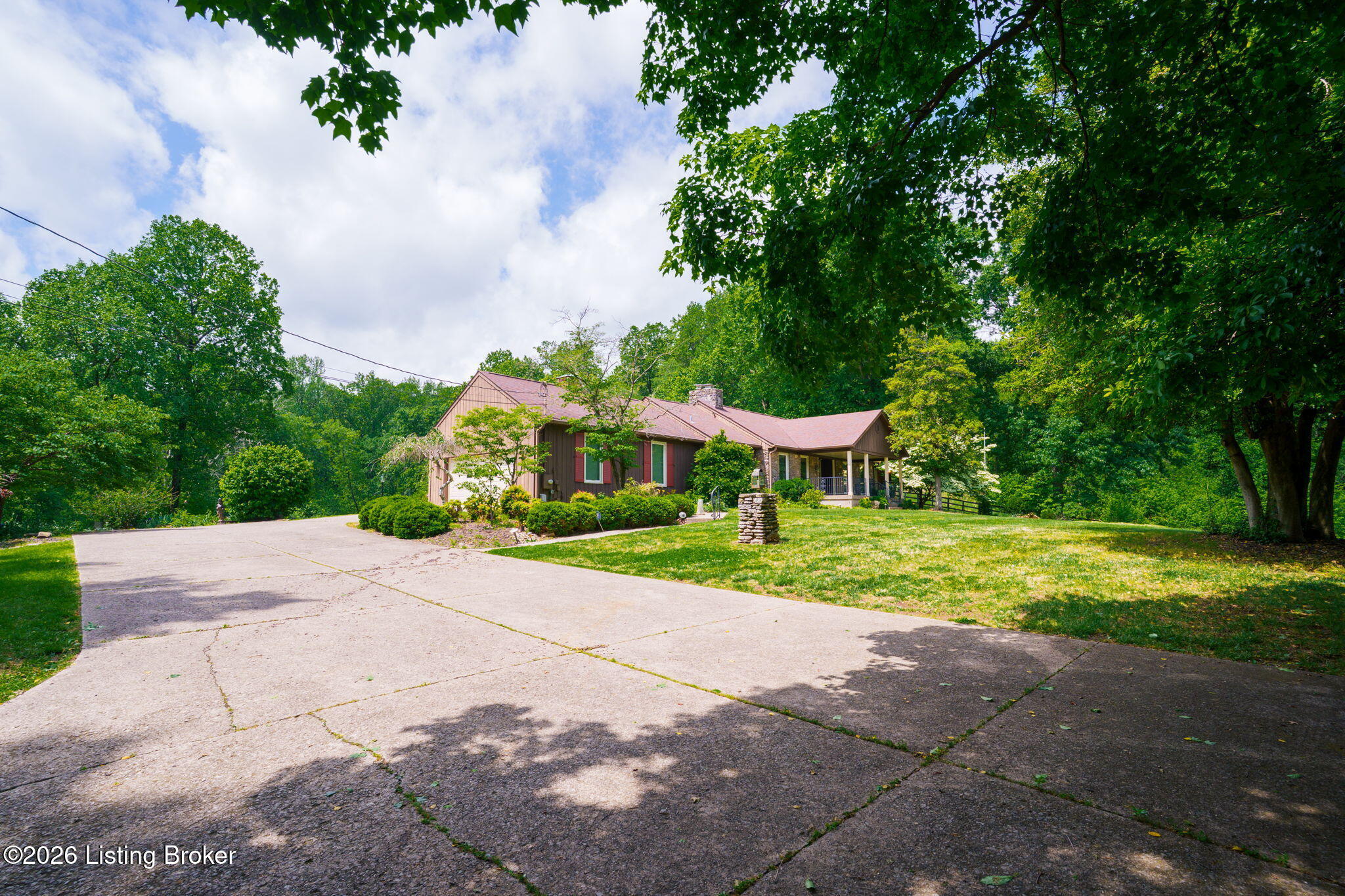 2711 Parkwood Rd Property Photo 56