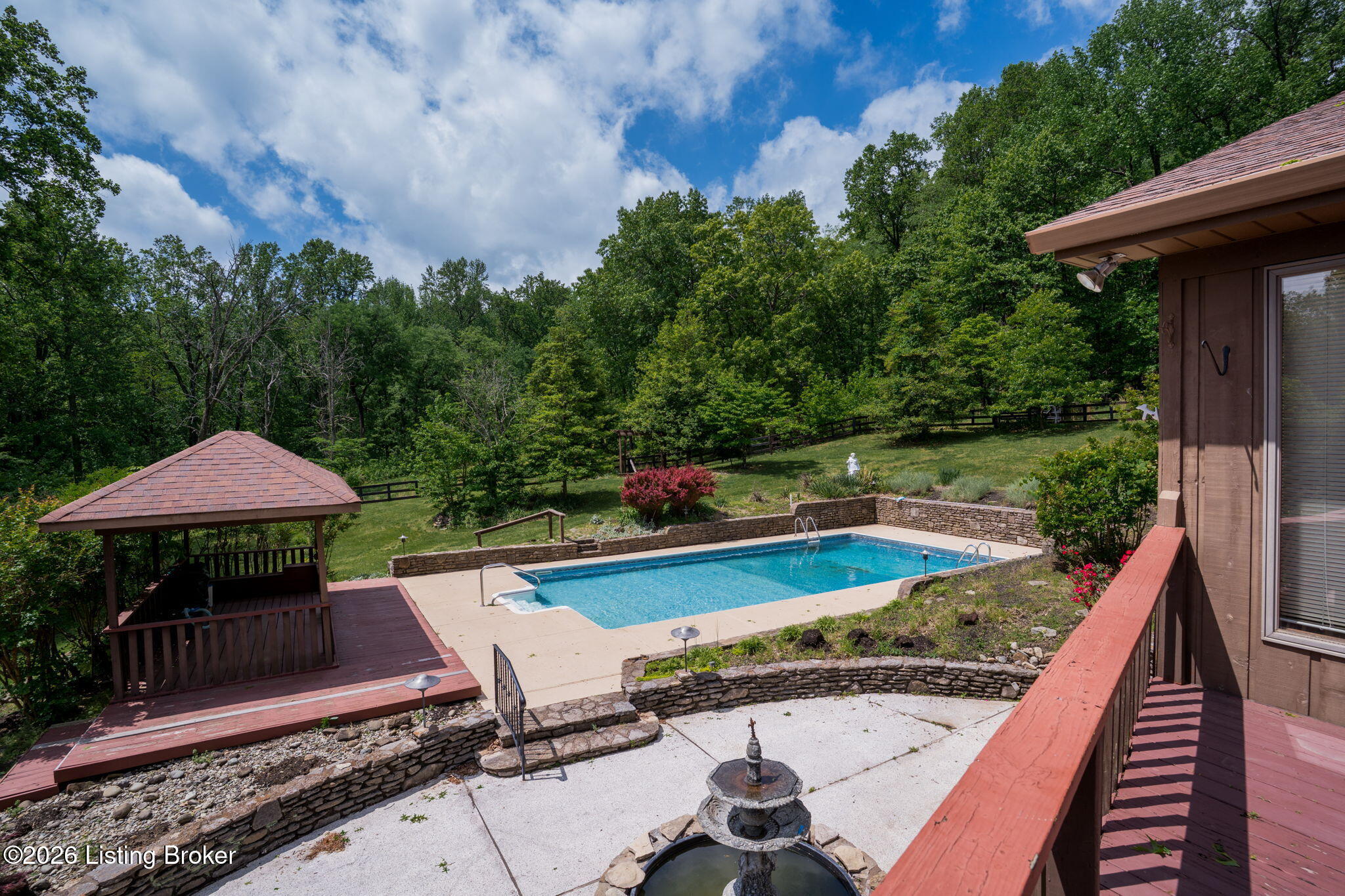 2711 Parkwood Rd Property Photo 62