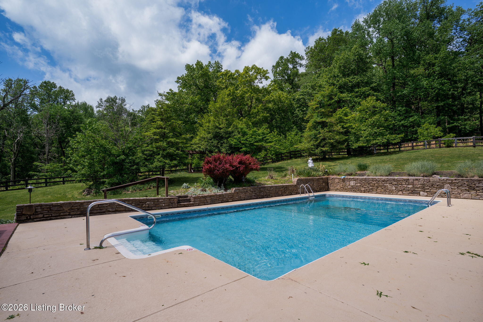 2711 Parkwood Rd Property Photo 63