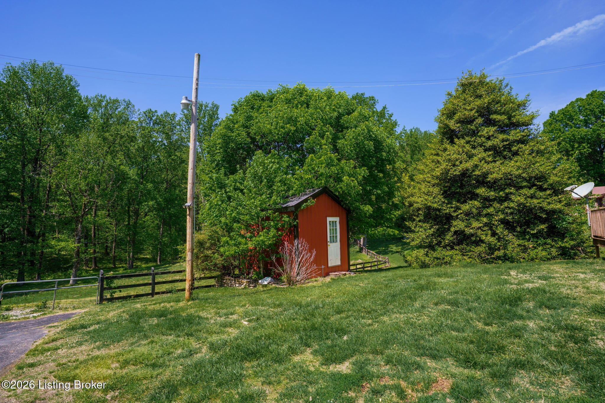 2711 Parkwood Rd Property Photo 65