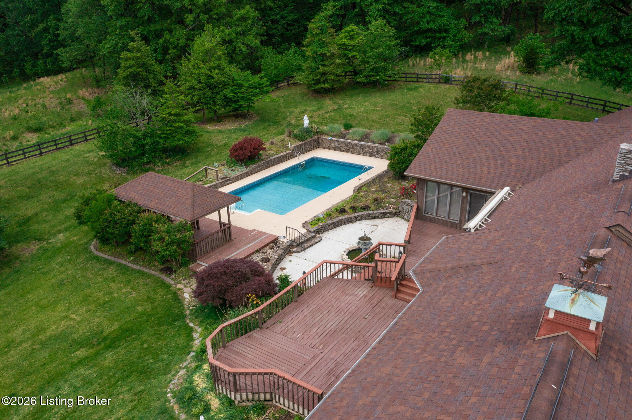 2711 Parkwood Rd Property Photo 81