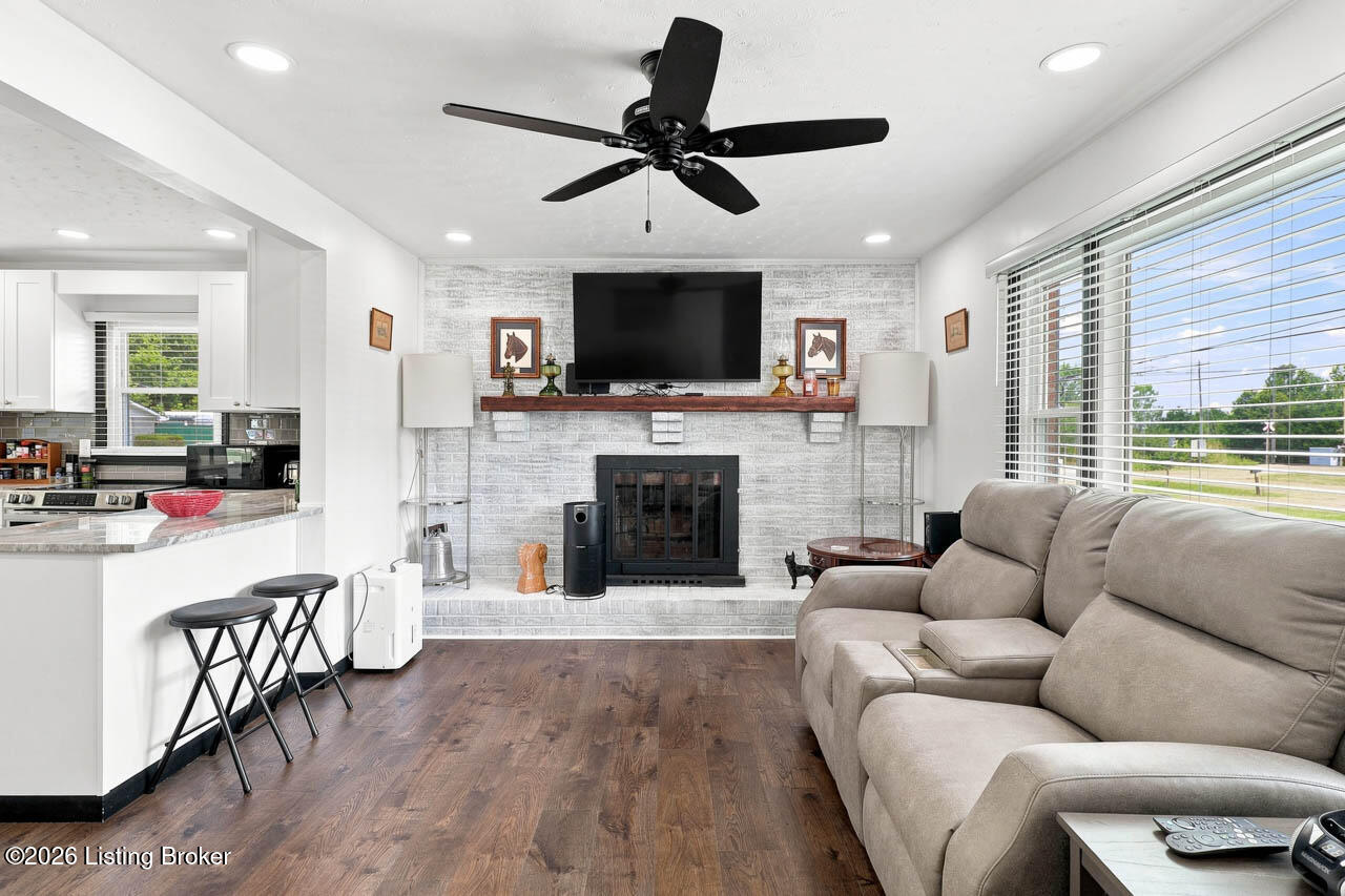 2753 Coral Ridge Rd Property Photo 3