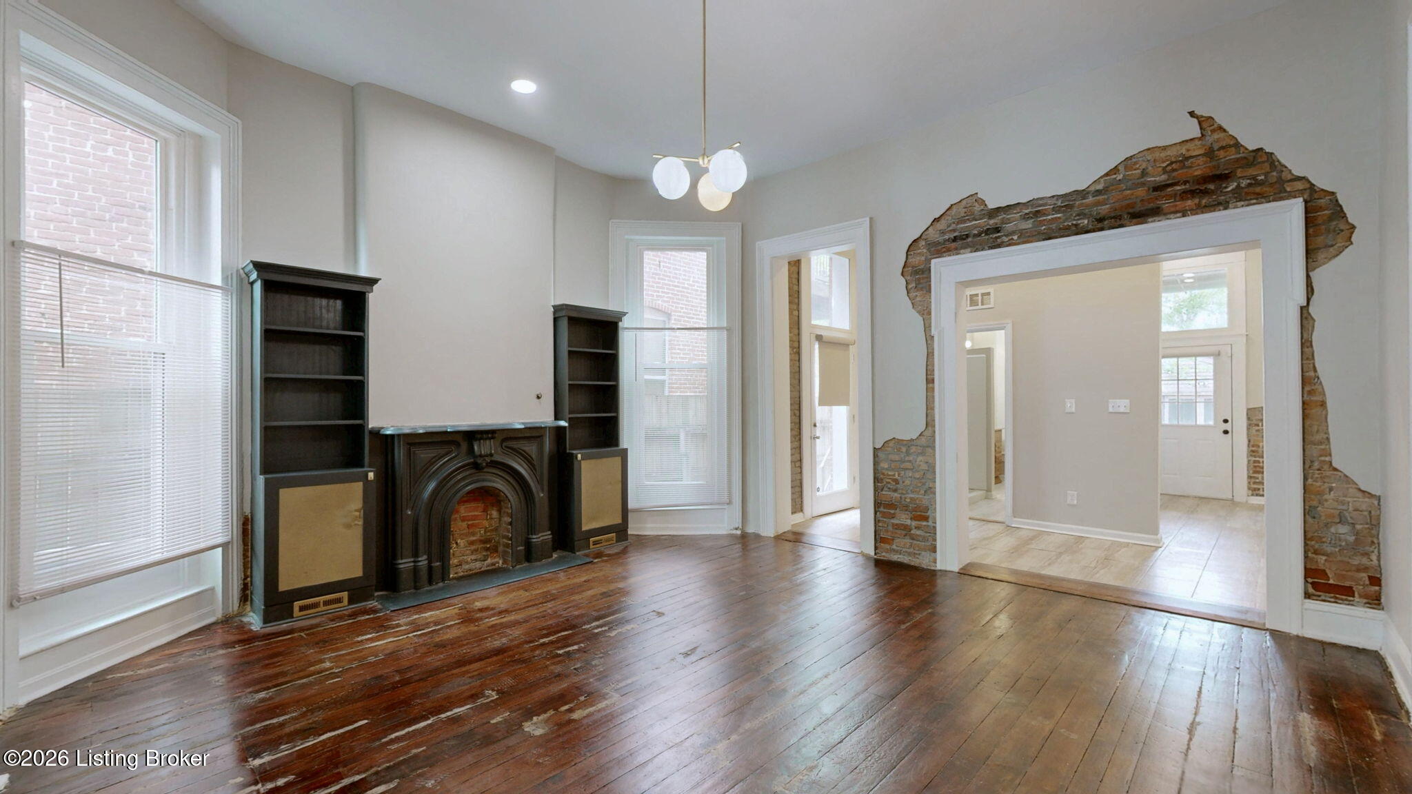 1036 S 6th St Property Photo 8