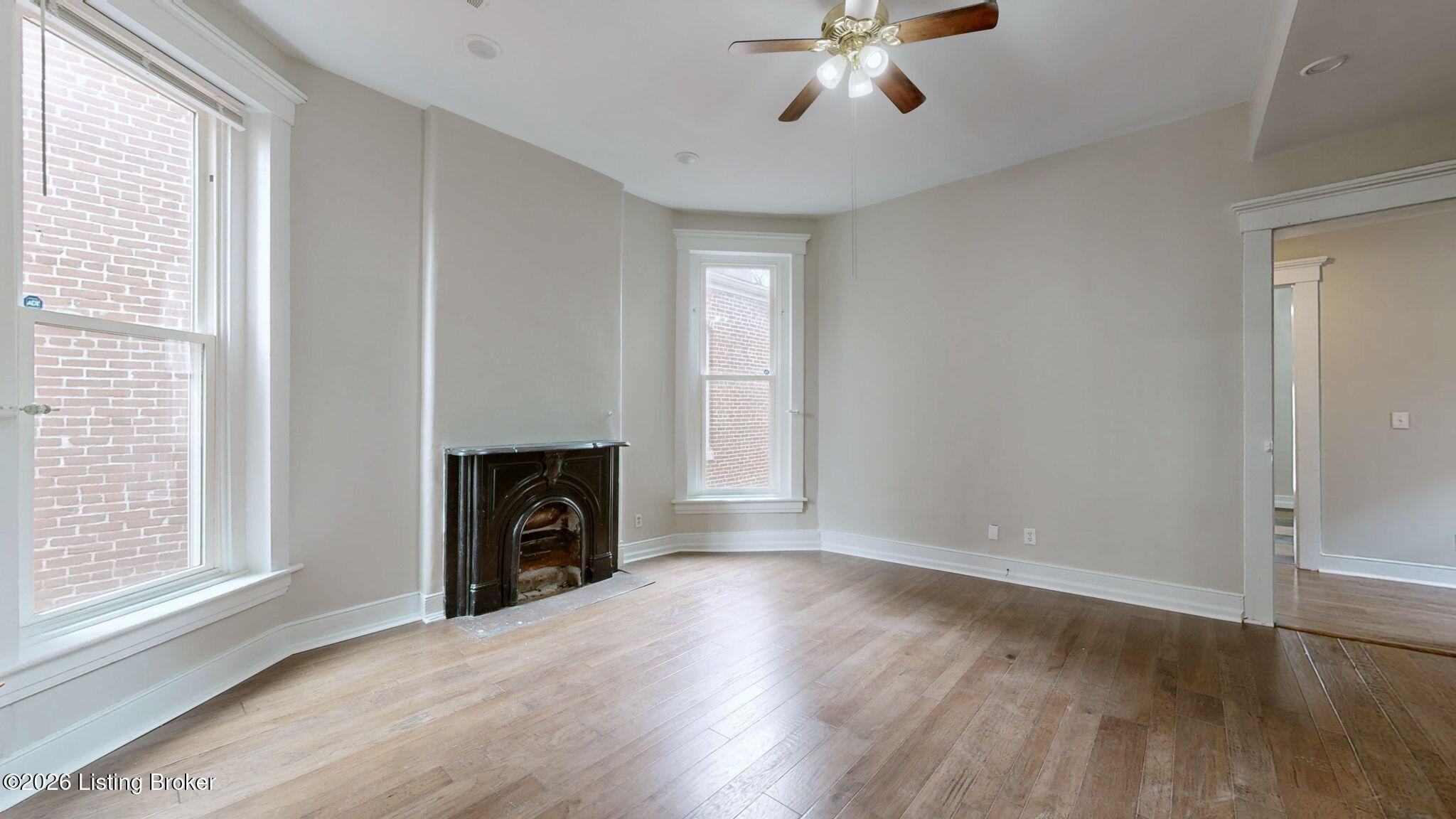 1036 S 6th St Property Photo 32