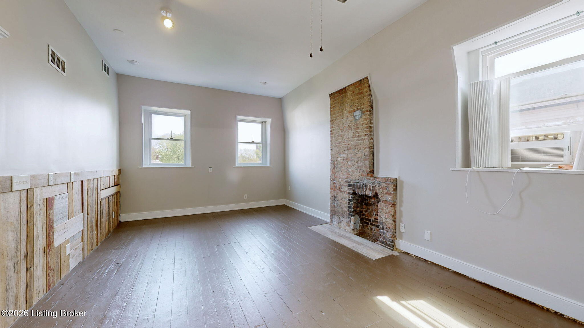 1036 S 6th St Property Photo 43
