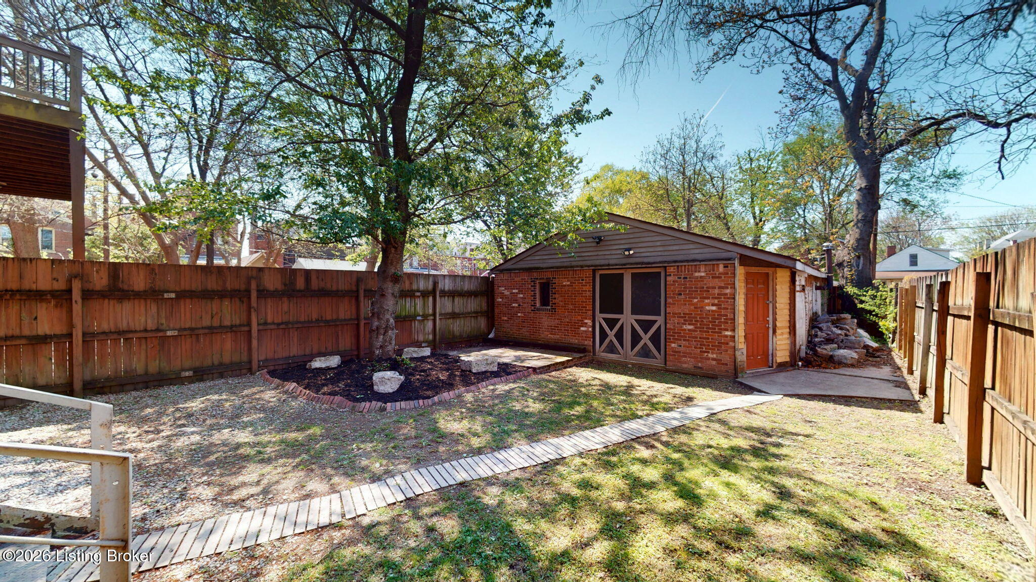 1036 S 6th St Property Photo 56