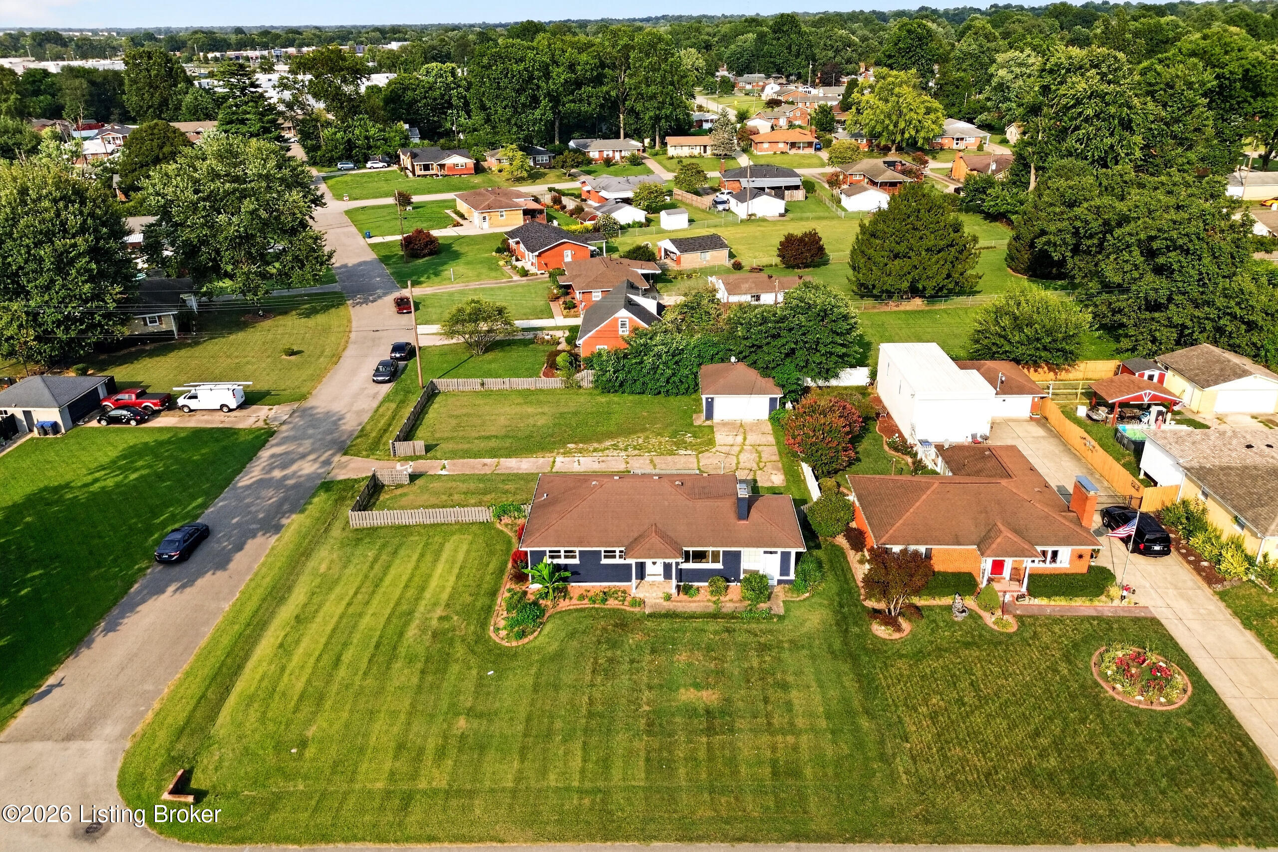 8303 Smithton Rd Property Photo 3