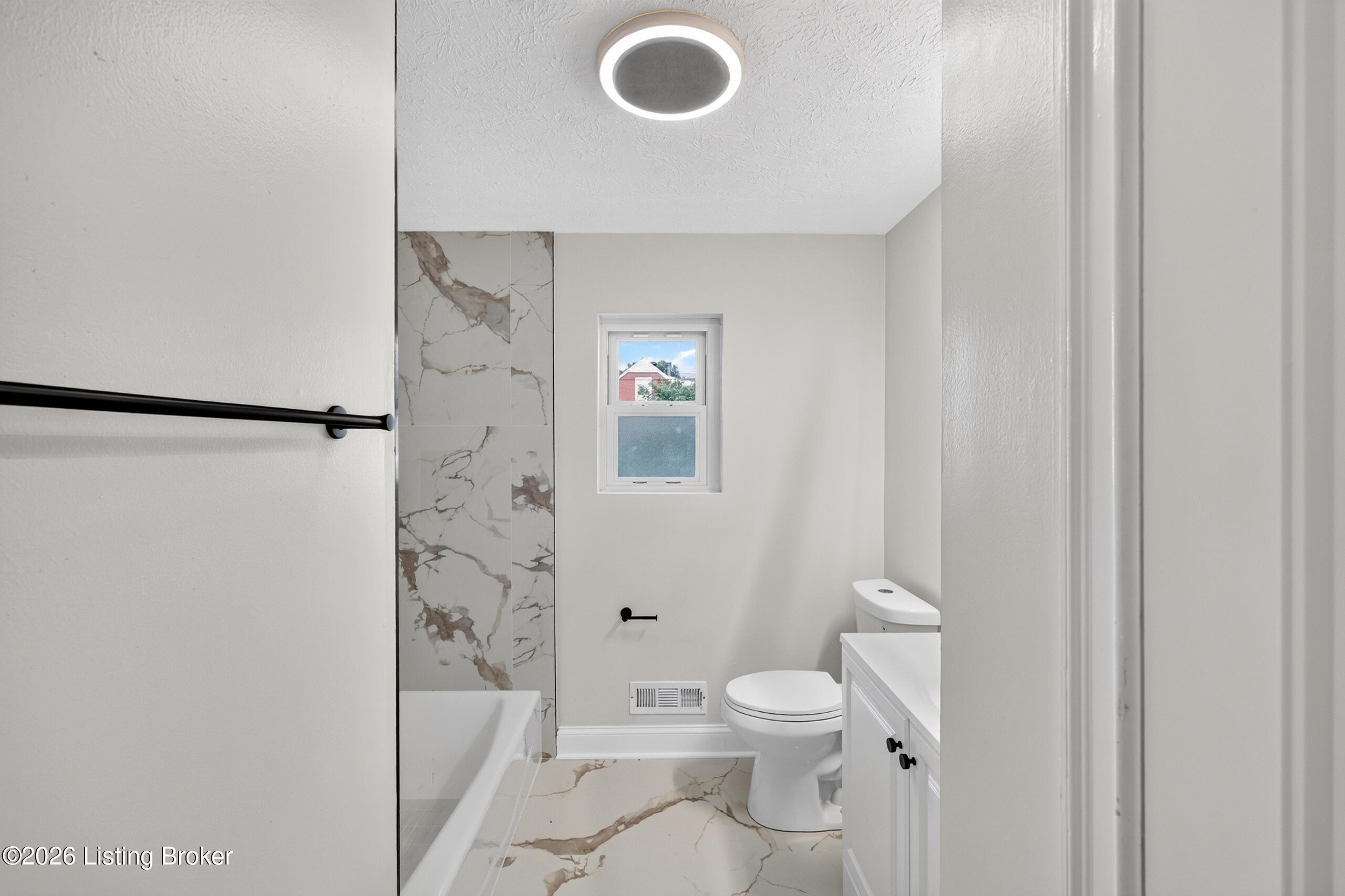 8303 Smithton Rd Property Photo 37