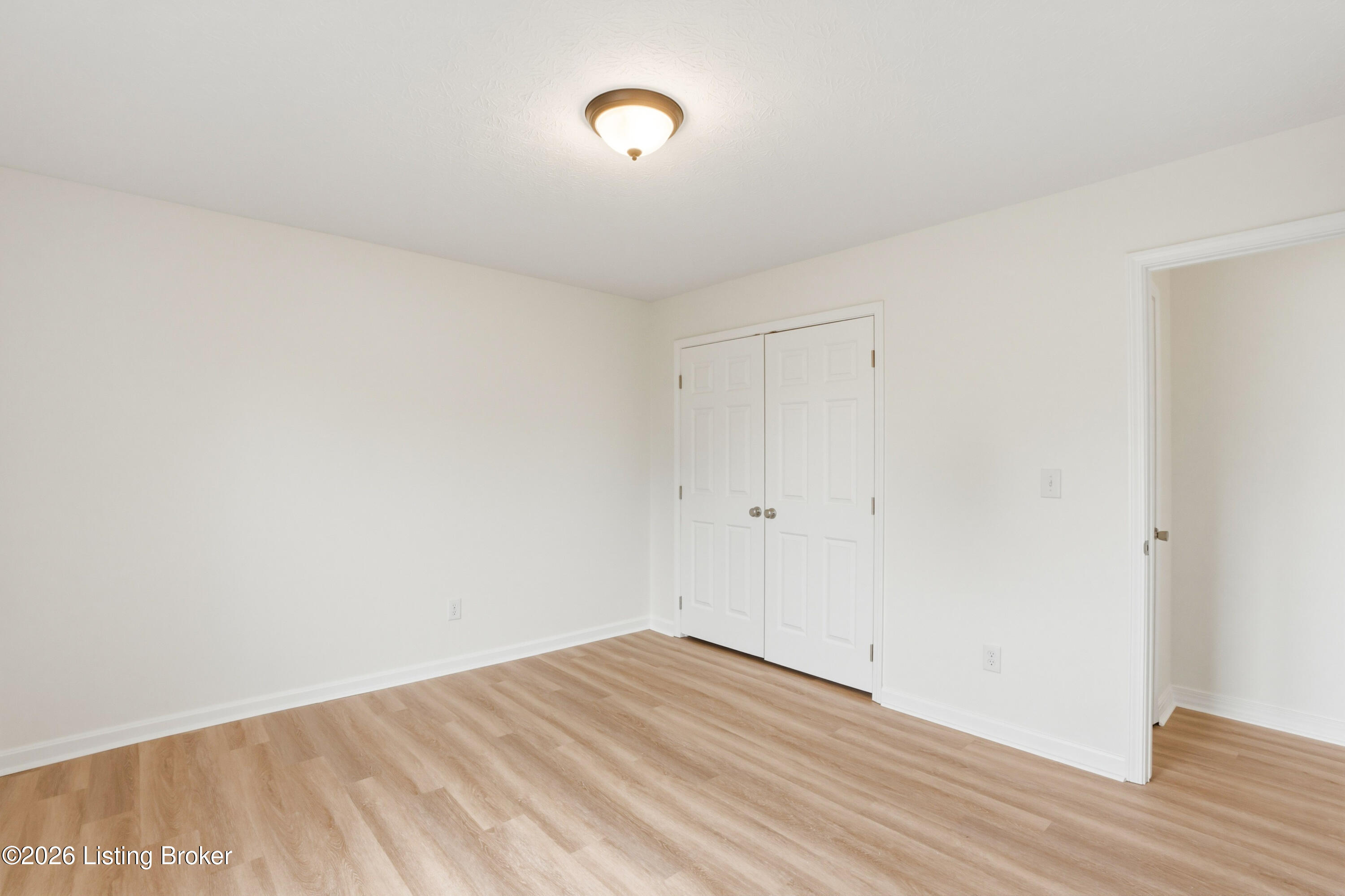 9720 Springwater Ct Property Photo 33