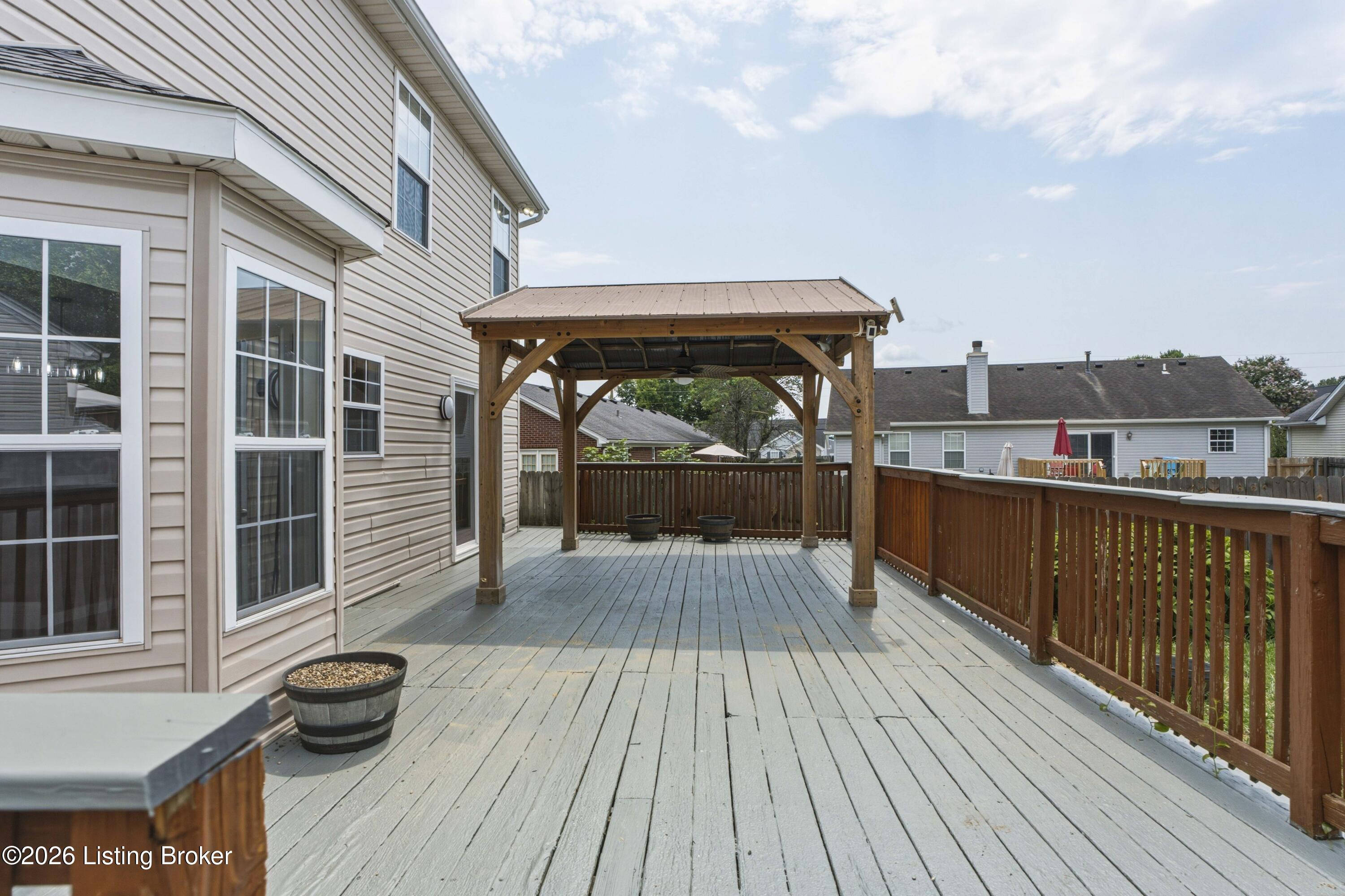 9720 Springwater Ct Property Photo 37