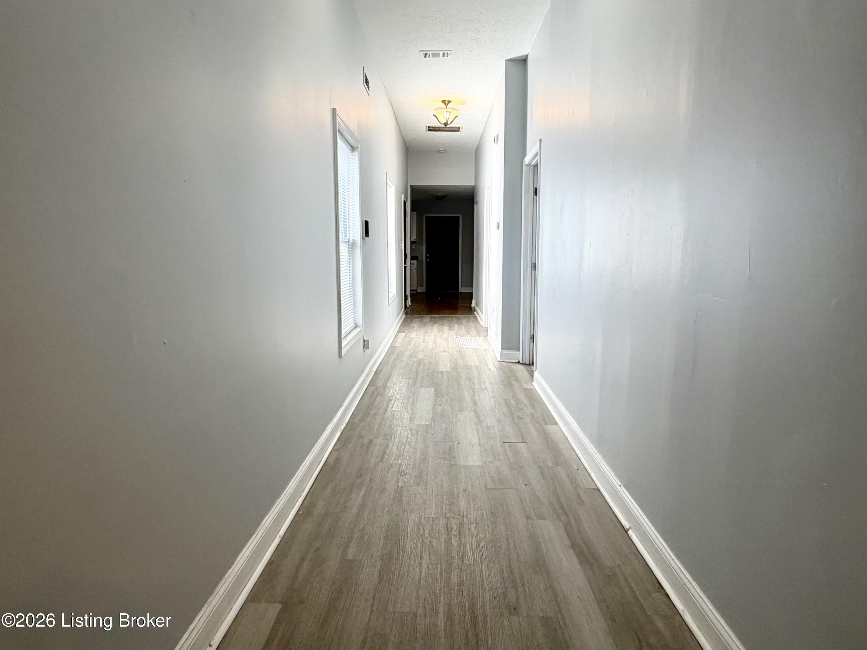 2328 Magazine St Property Photo 7