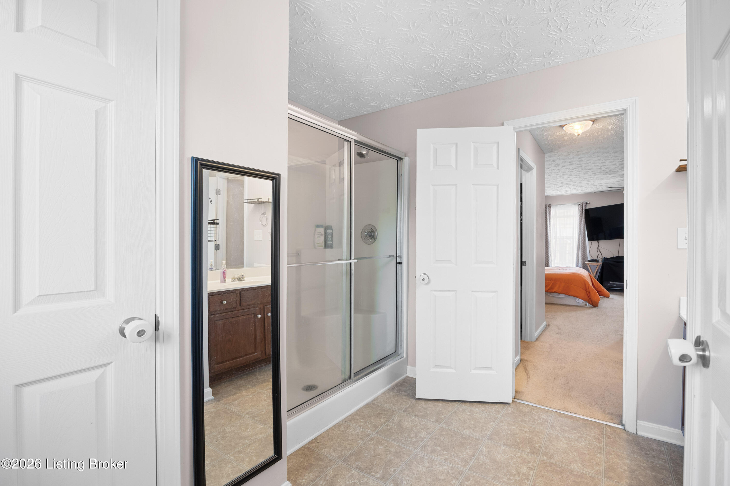 10619 Brookchase Ct Property Photo 11
