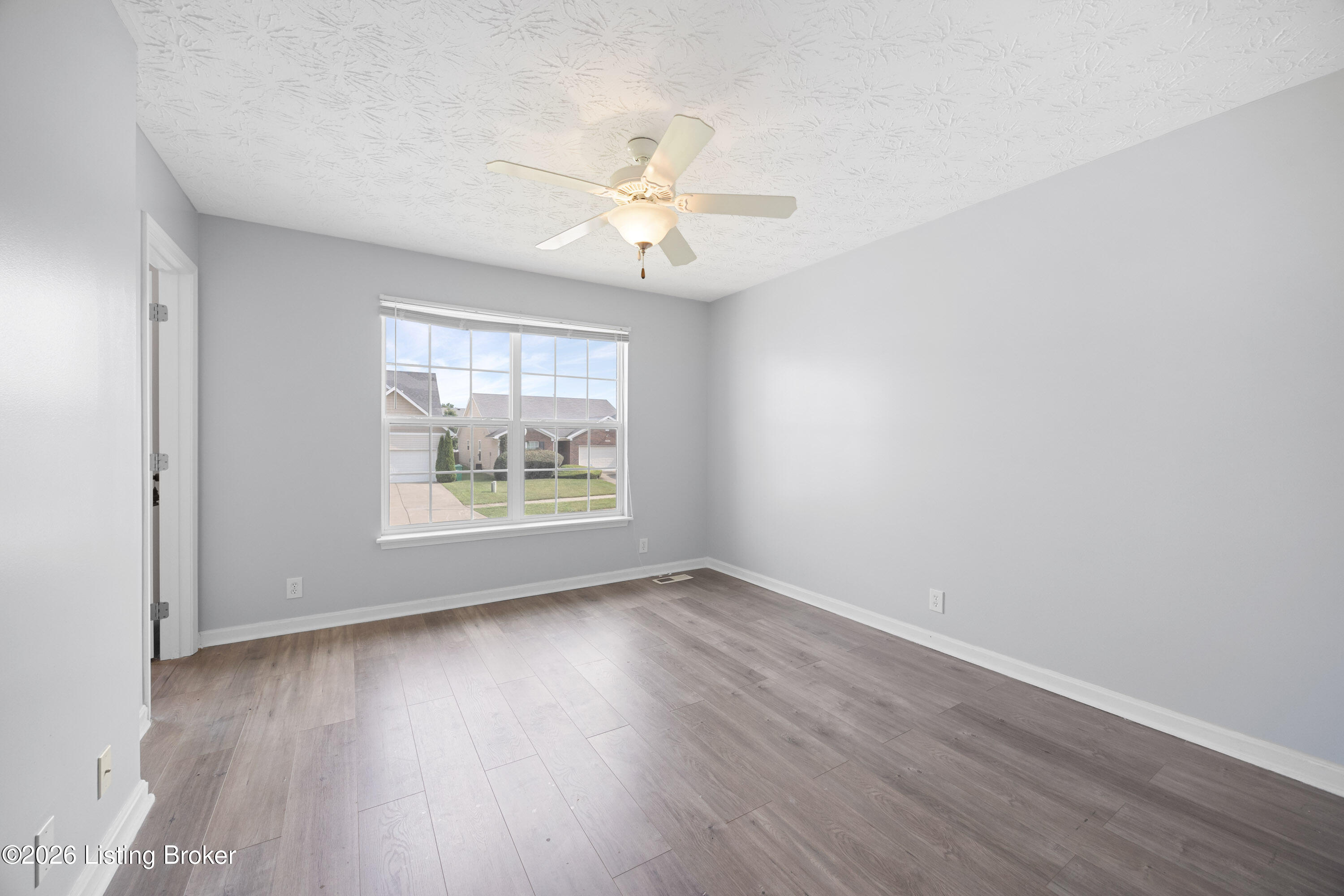 10619 Brookchase Ct Property Photo 16