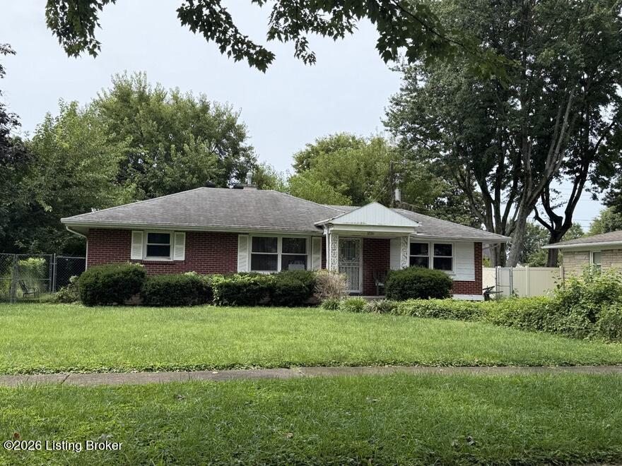 3224 Stratford Ave
