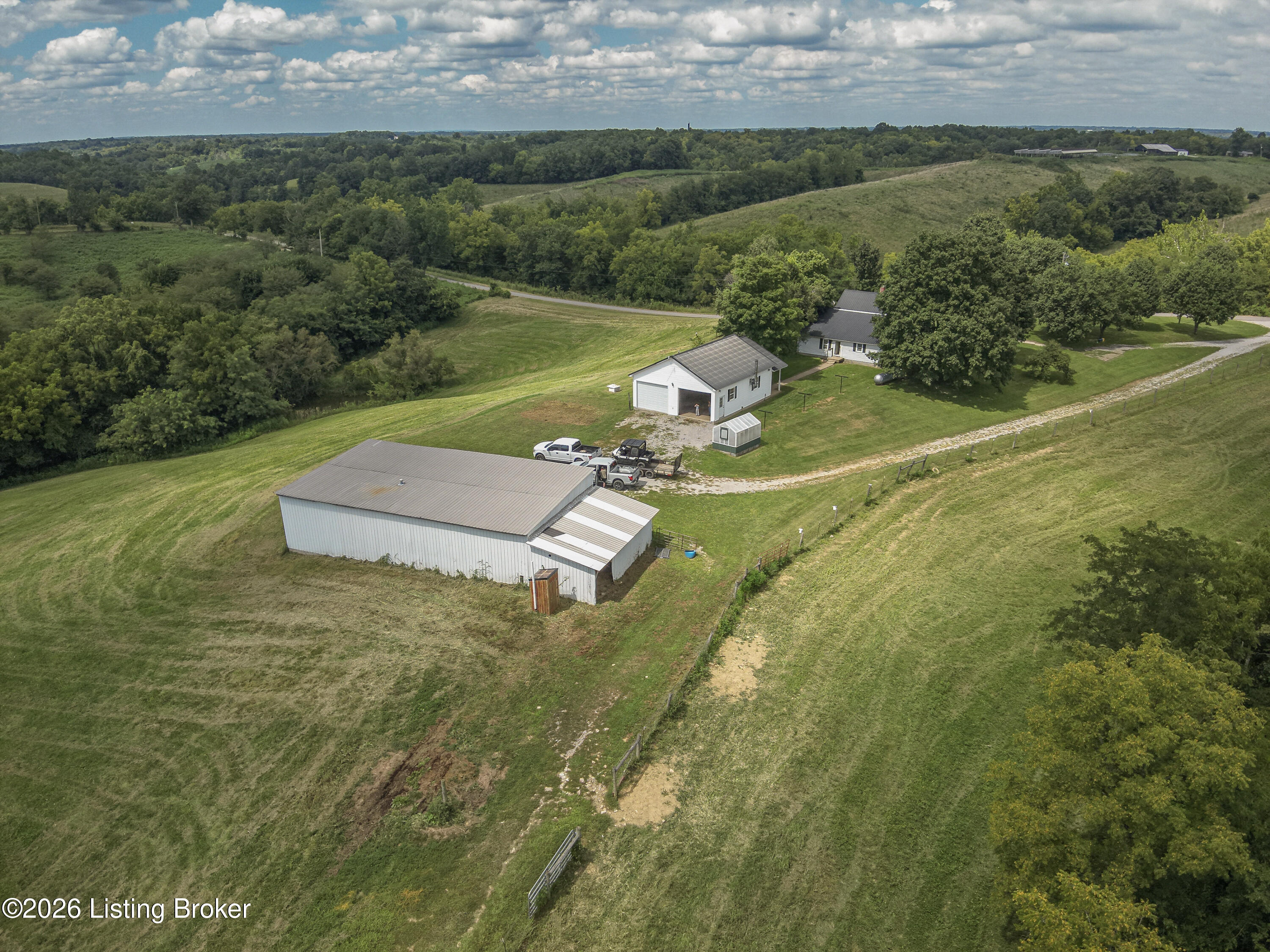 3979 Baker Ridge Rd Property Photo 17