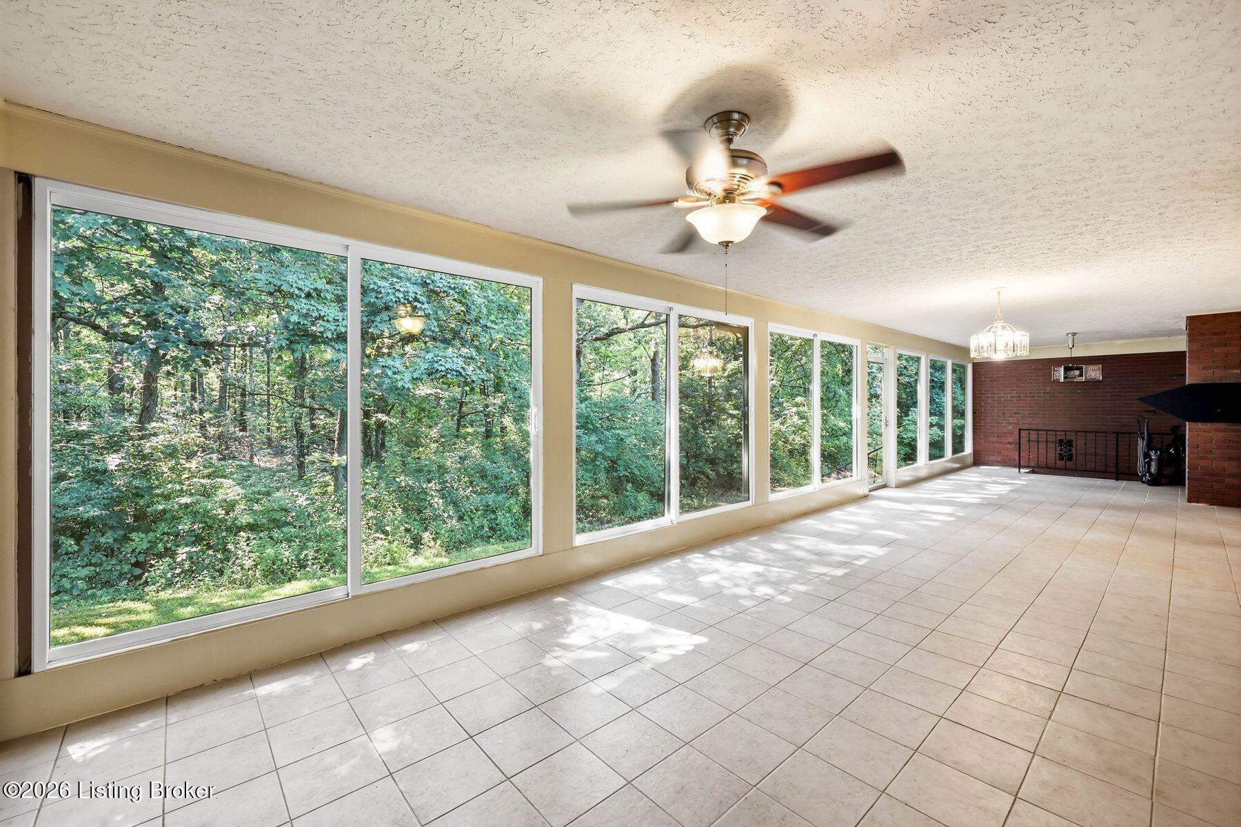 2806 Rosewood Rd Property Photo 18