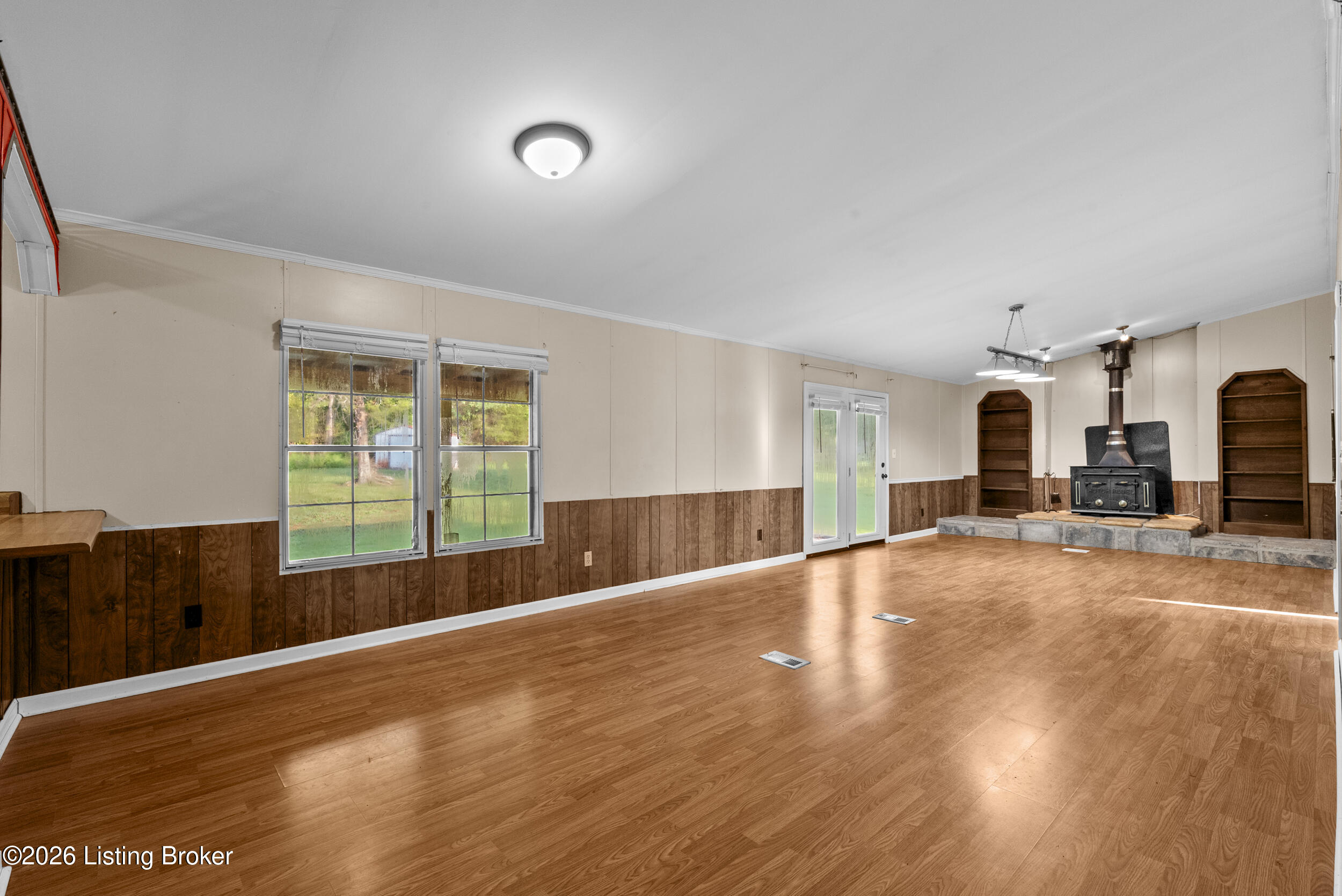 1511 Collings Hill Rd Property Photo 5