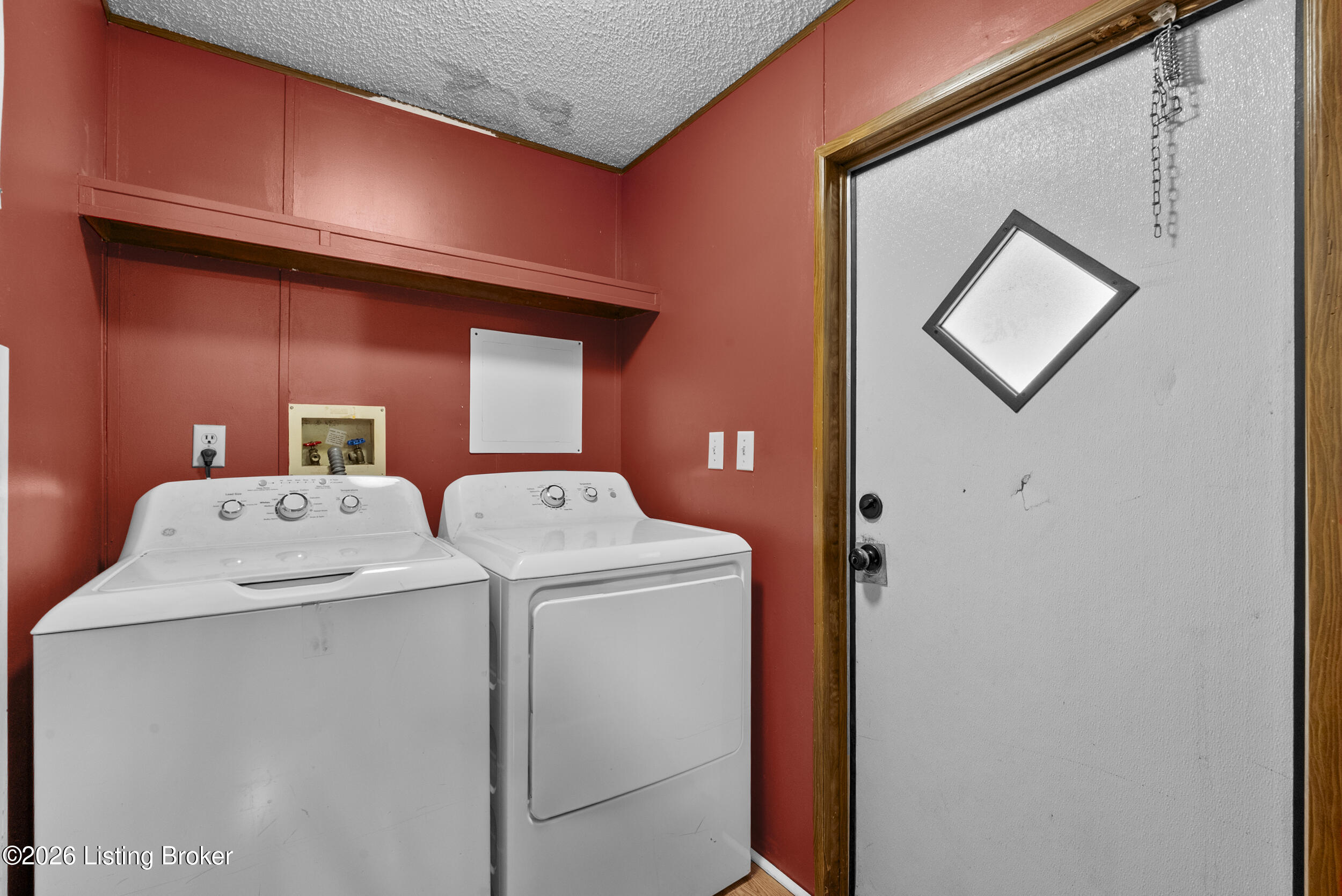 1511 Collings Hill Rd Property Photo 17