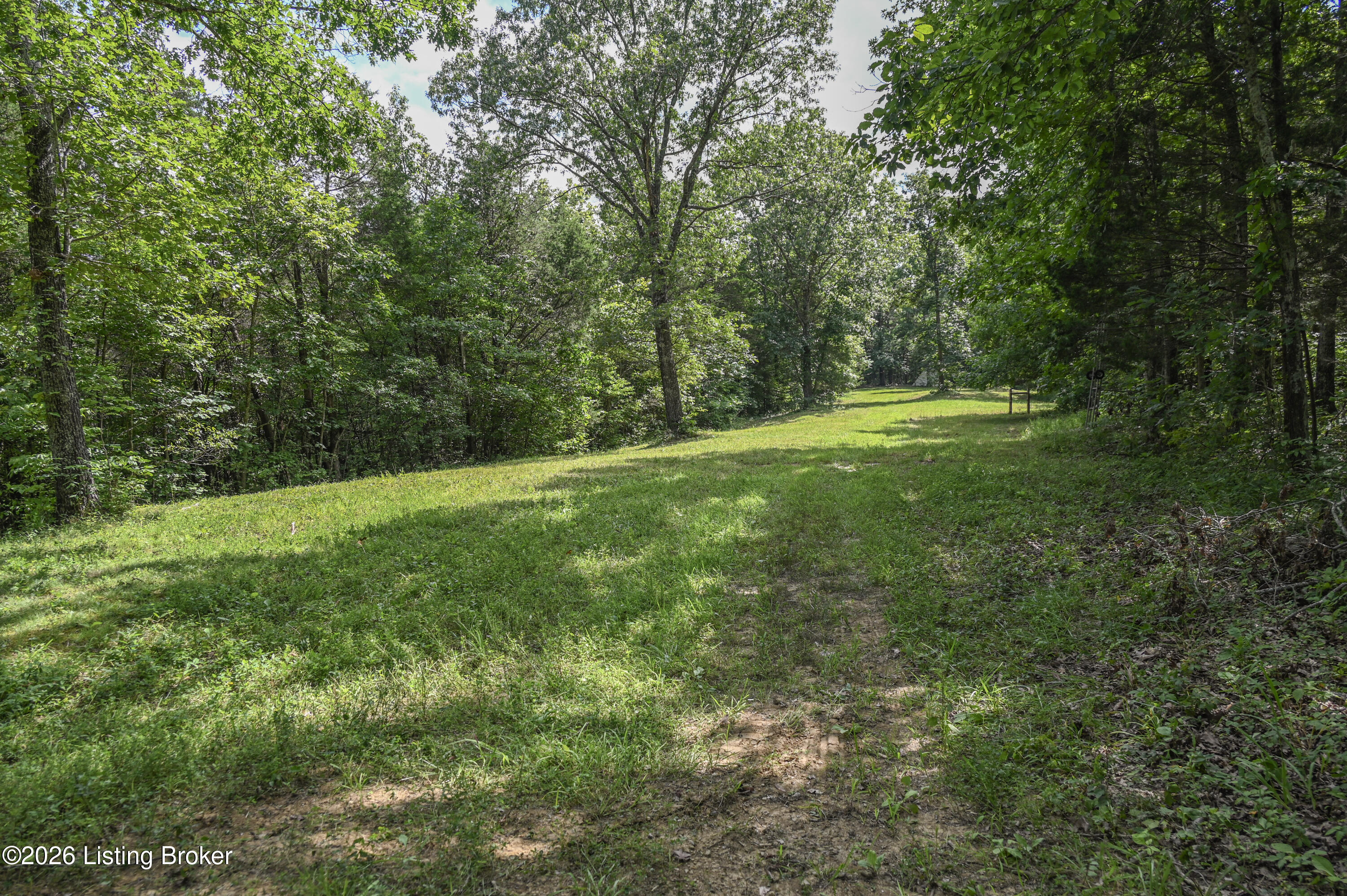 3977 Baker Ridge Rd Property Photo 8
