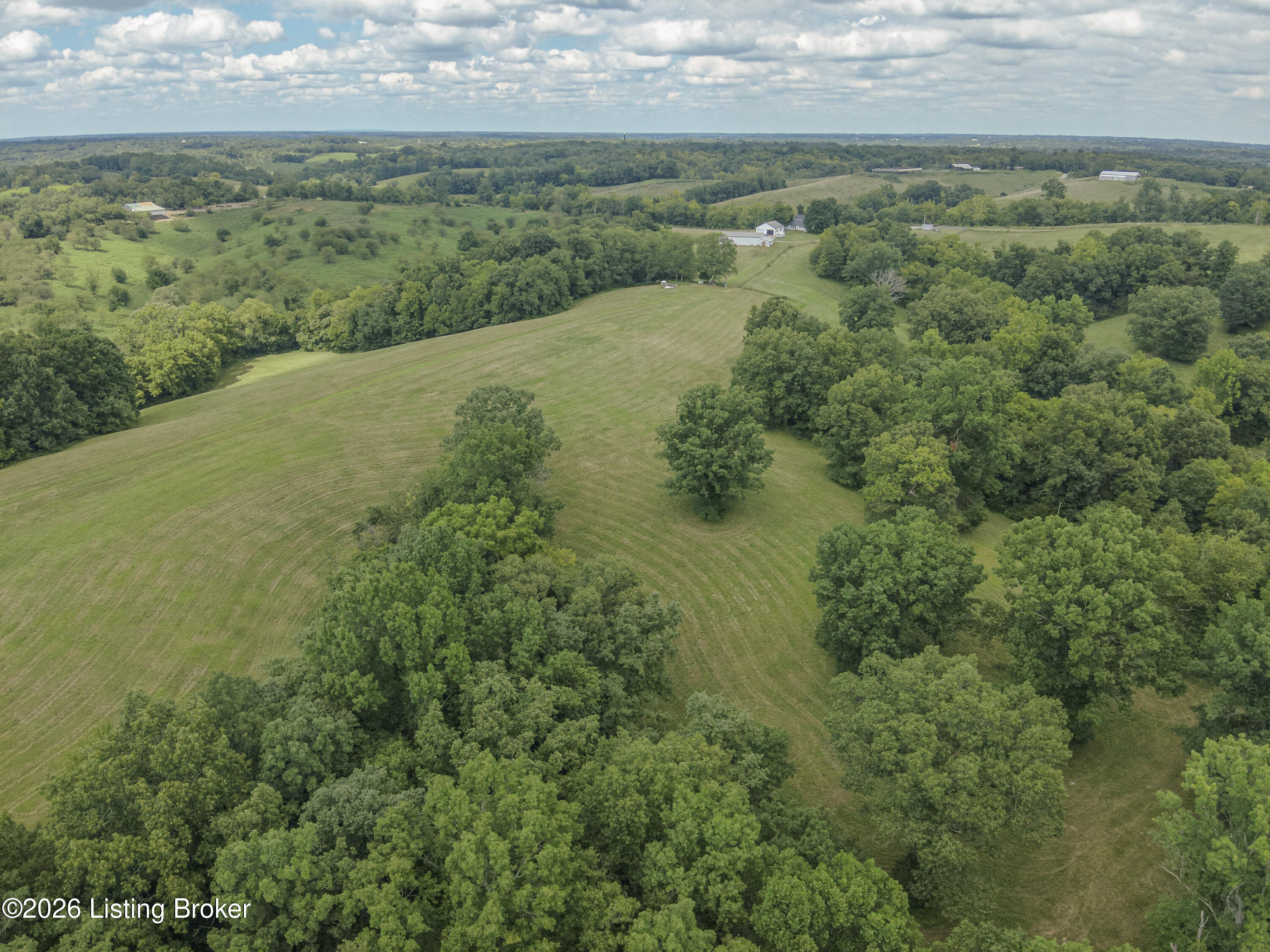 3977 Baker Ridge Rd Property Photo 8