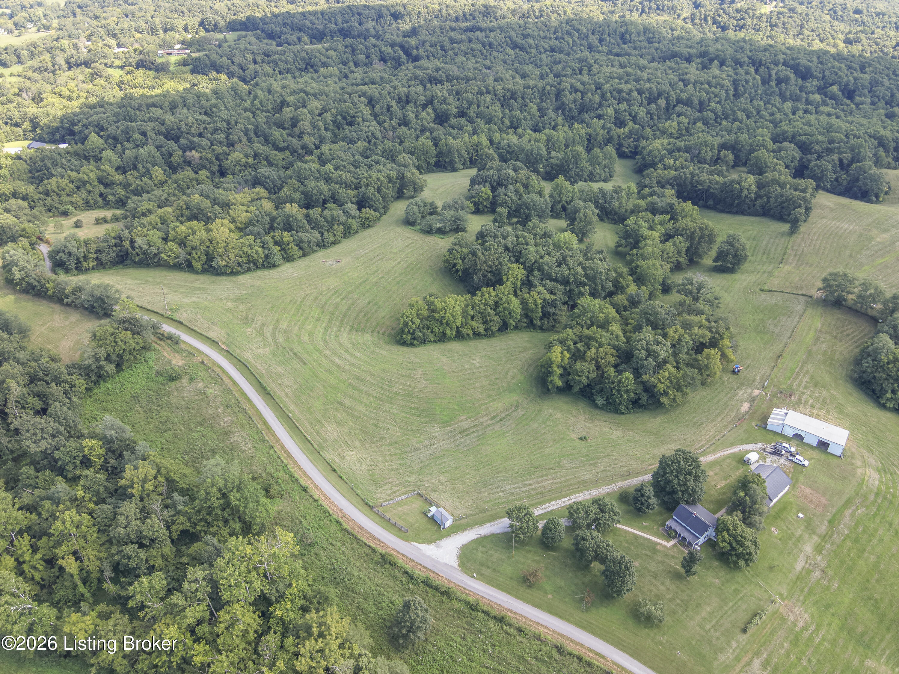 3981 Baker Ridge Rd Property Photo 8