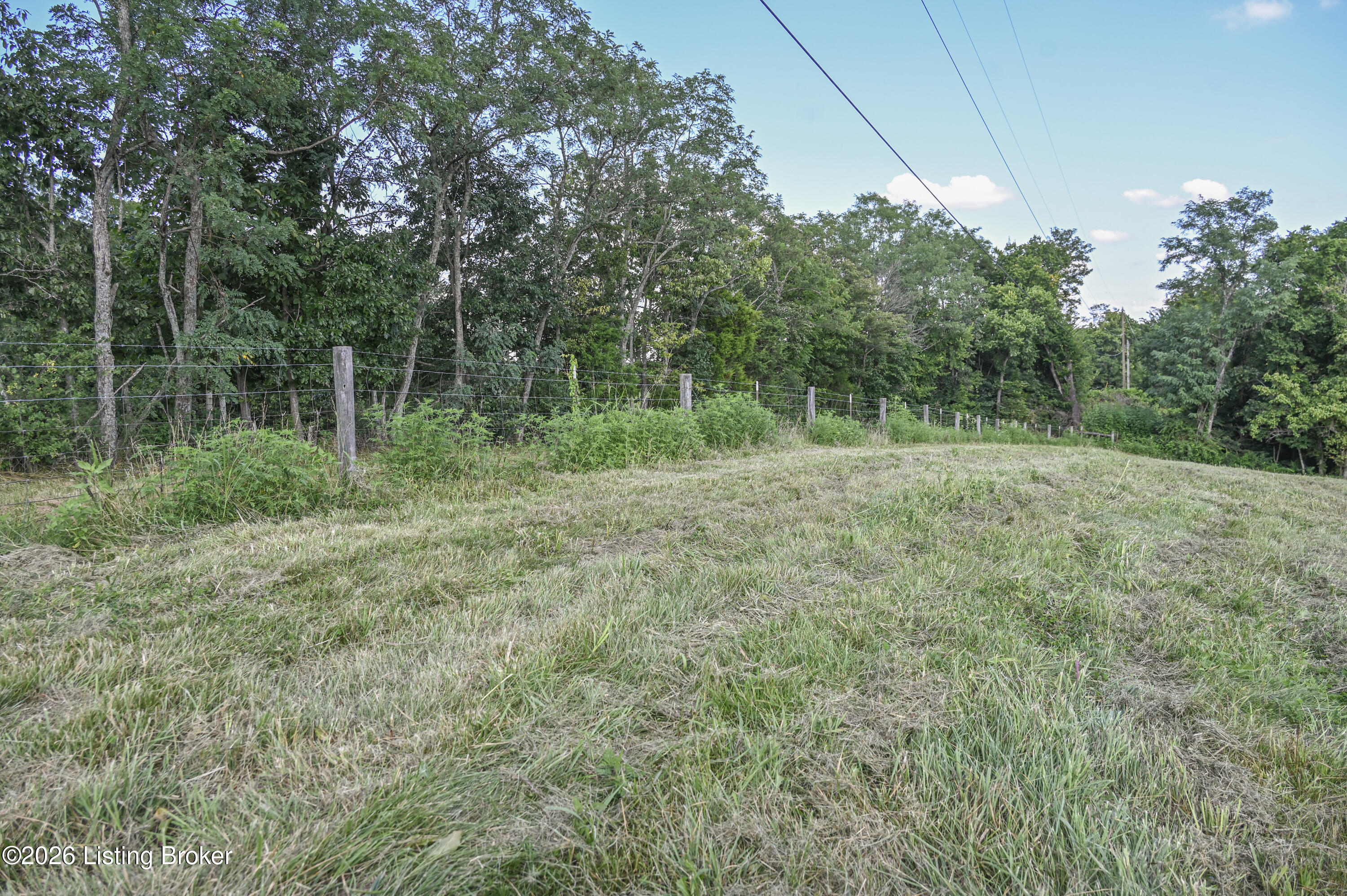 3981 Baker Ridge Rd Property Photo 10
