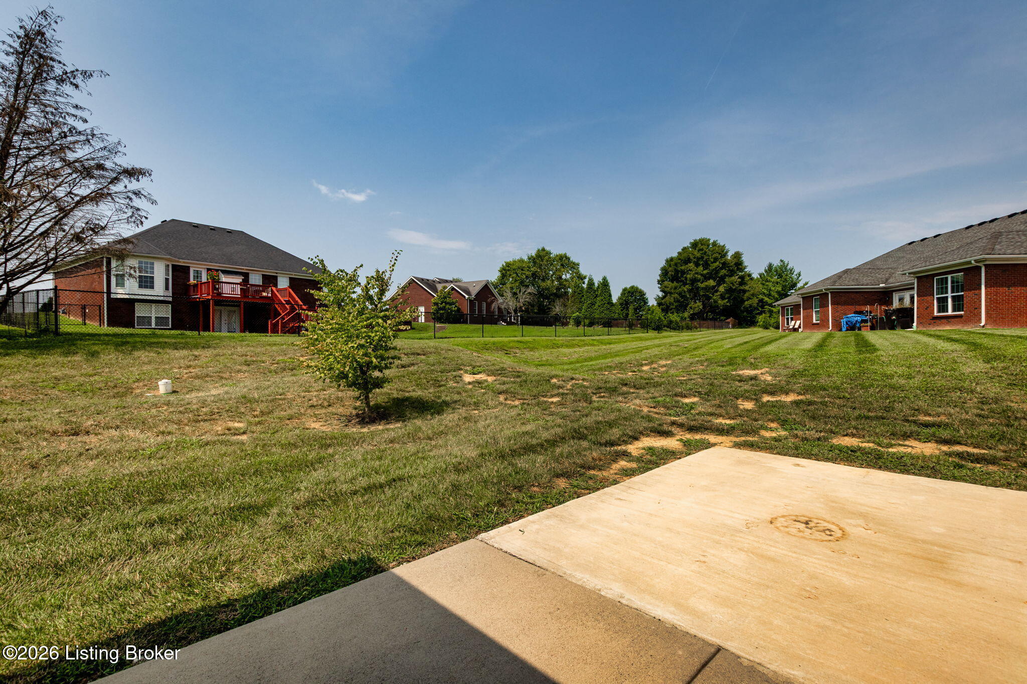 443 Woodlake Dr Property Photo 8