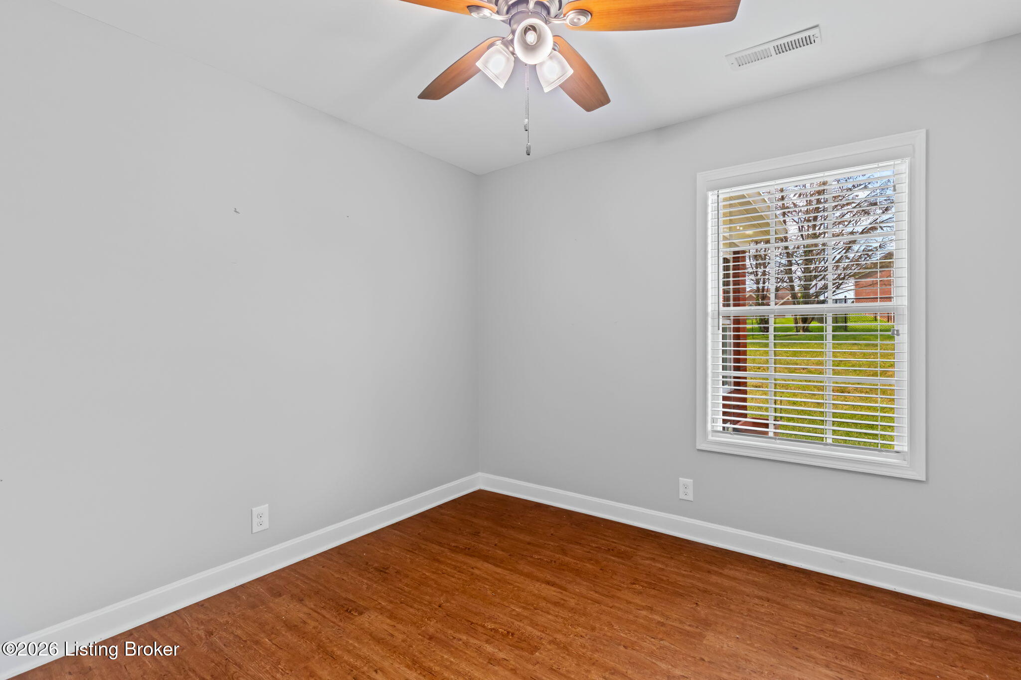443 Woodlake Dr Property Photo 29