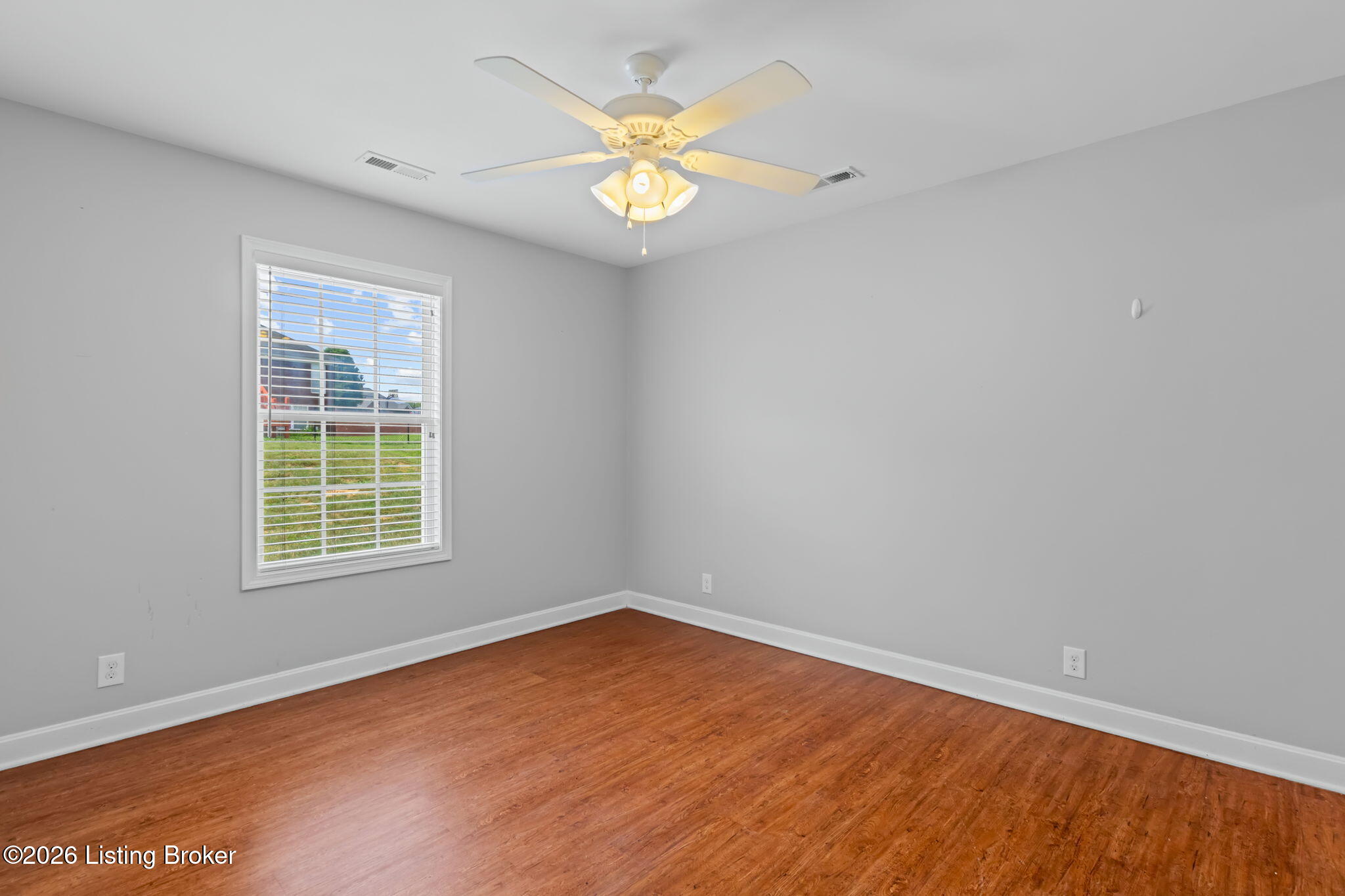 443 Woodlake Dr Property Photo 32