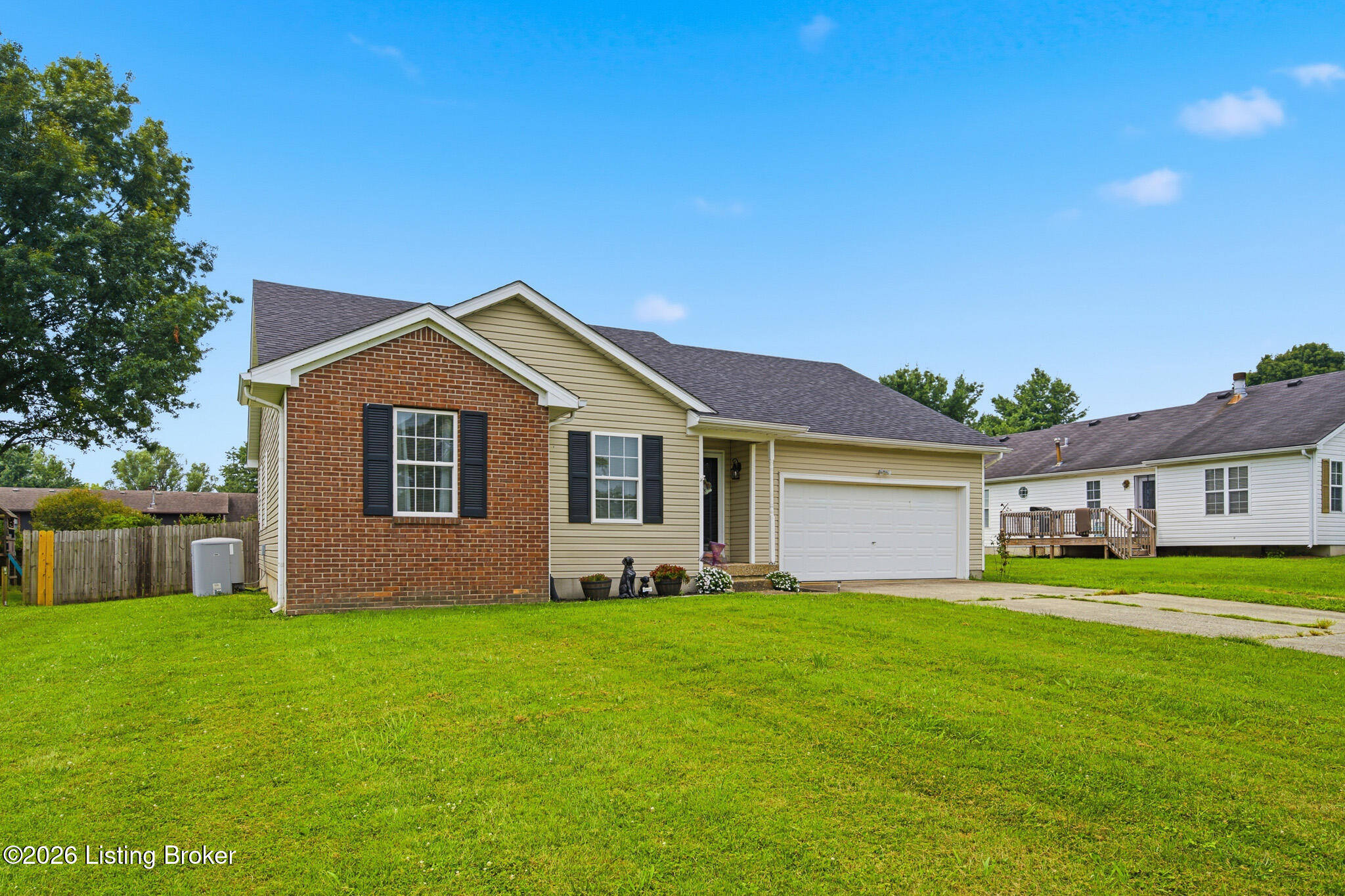 504 Garden Ct Property Photo 28