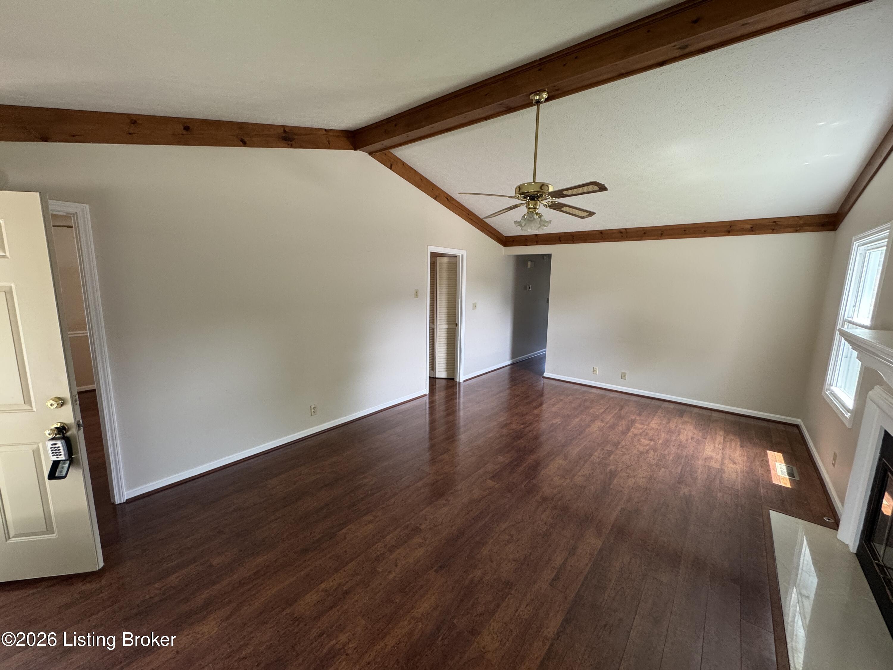 8600 Tannen Dr Property Photo 6