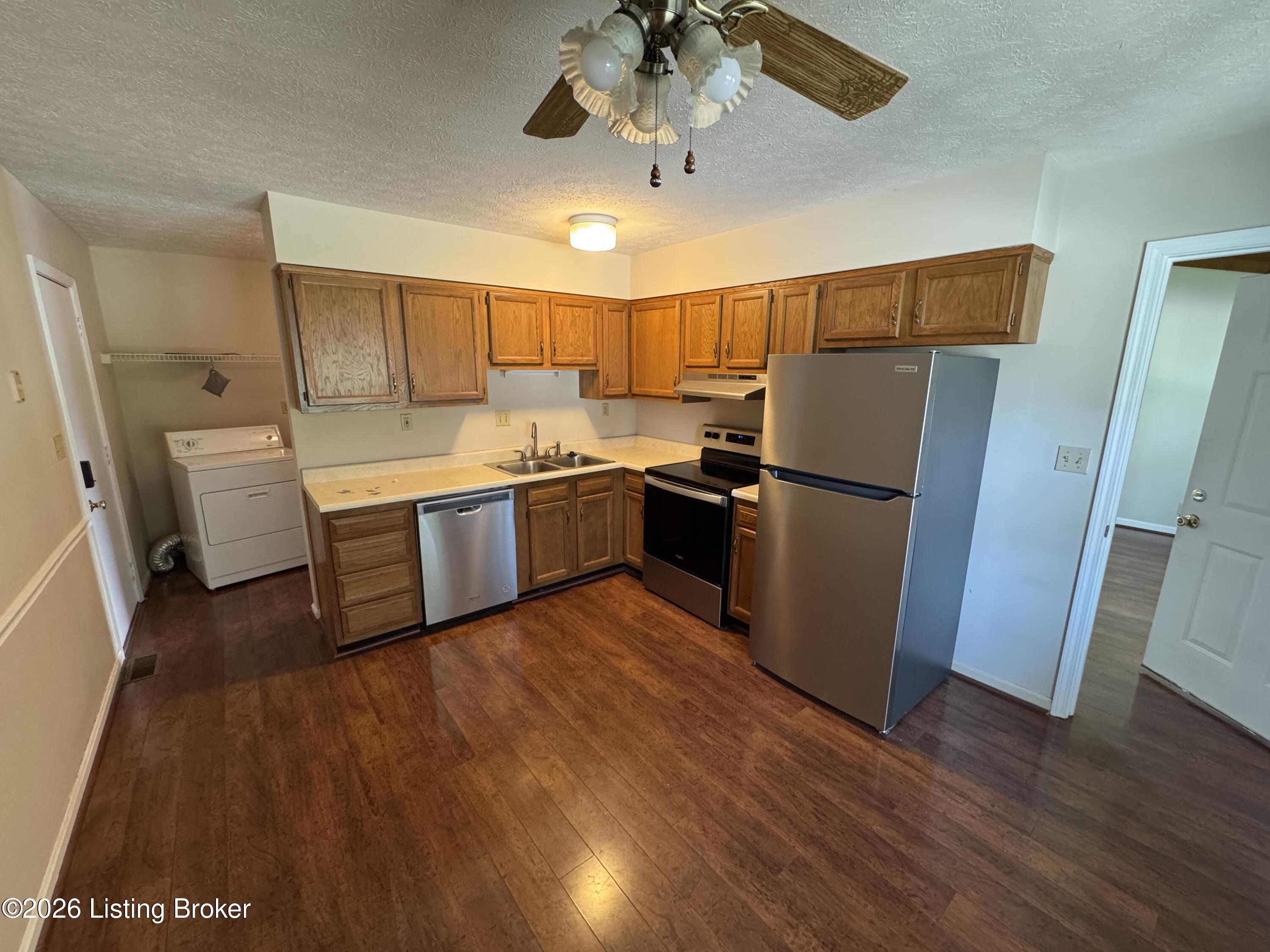 8600 Tannen Dr Property Photo 9