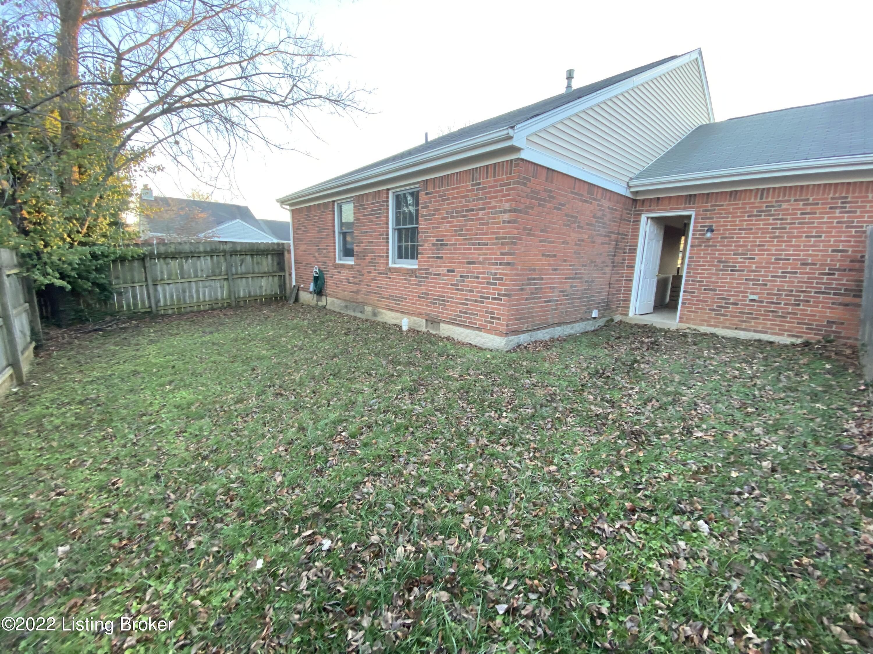 8600 Tannen Dr Property Photo 23