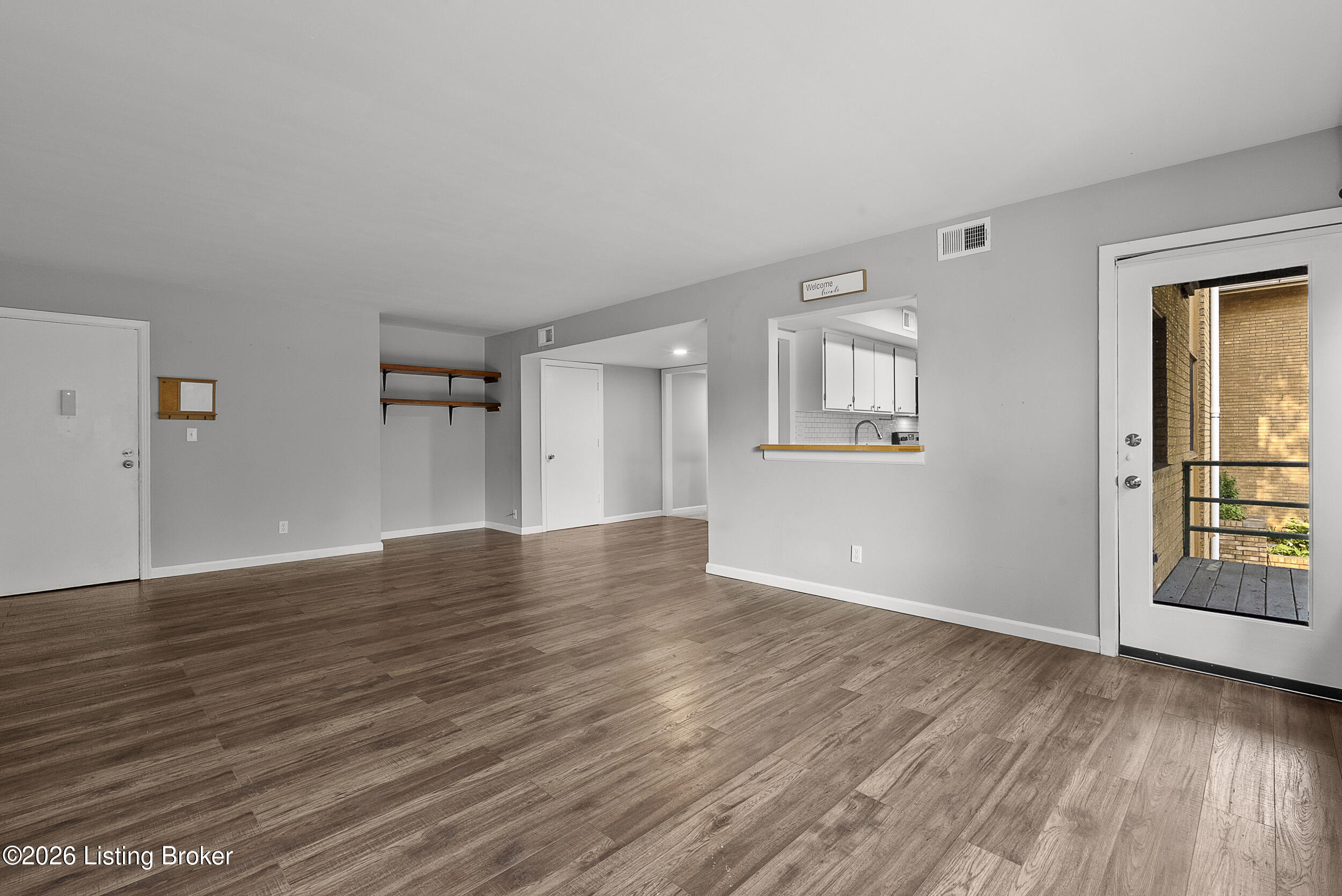 2505 Brownsboro Rd A4 Property Photo 3