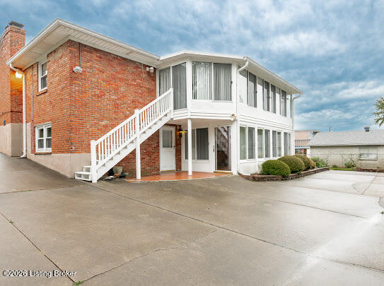 6305 Green Manor Dr Property Photo 5