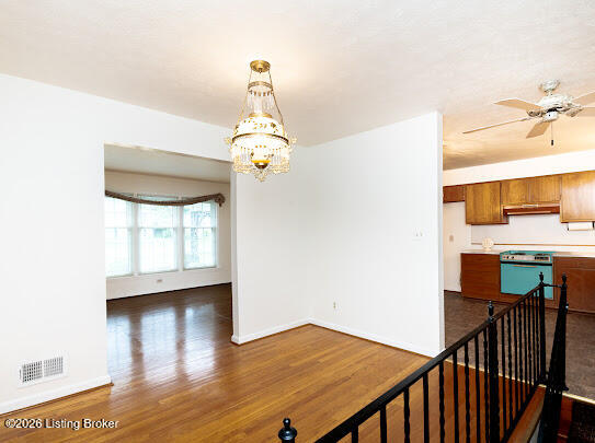 6305 Green Manor Dr Property Photo 17