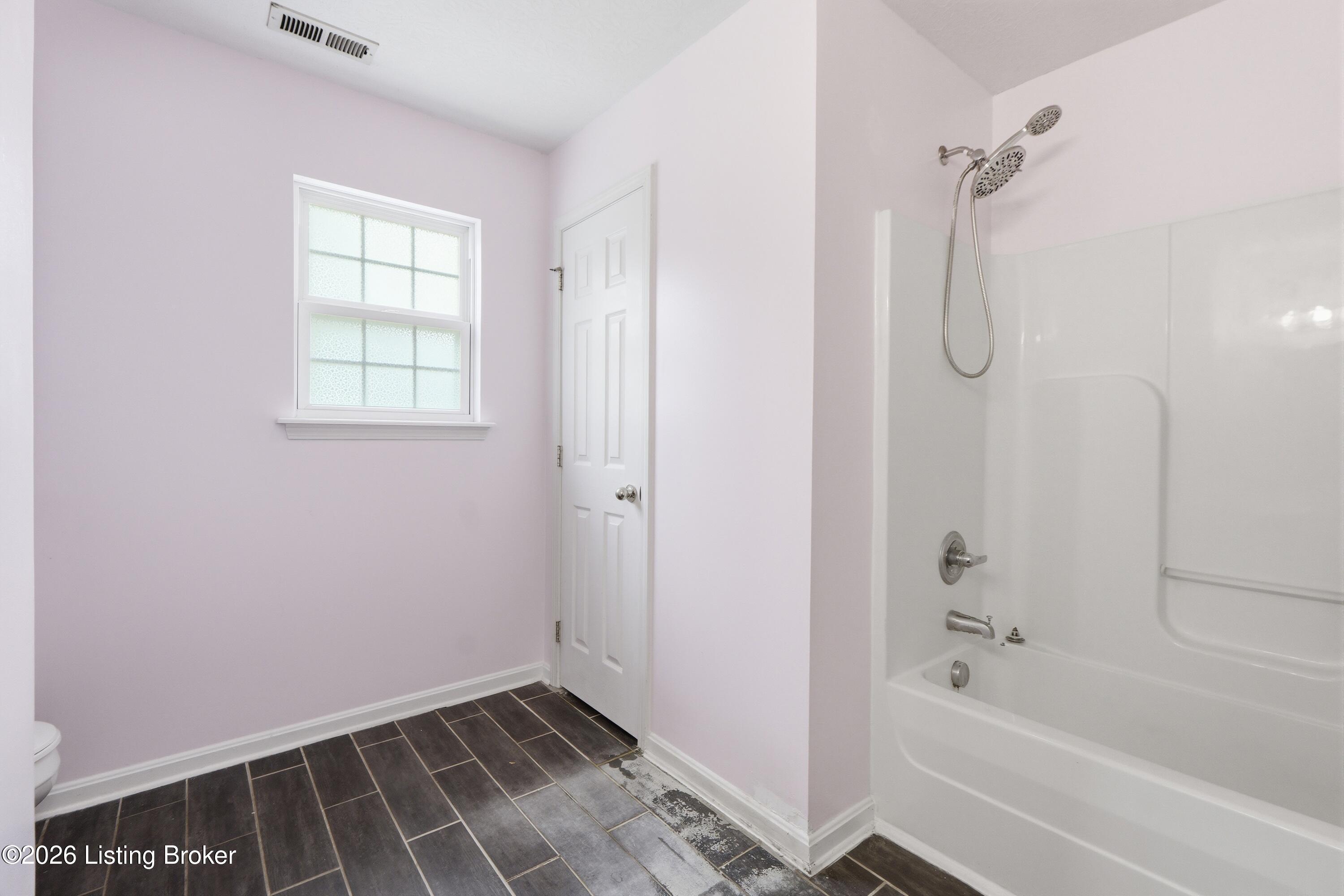 9712 Waterbrook Ct Property Photo 15