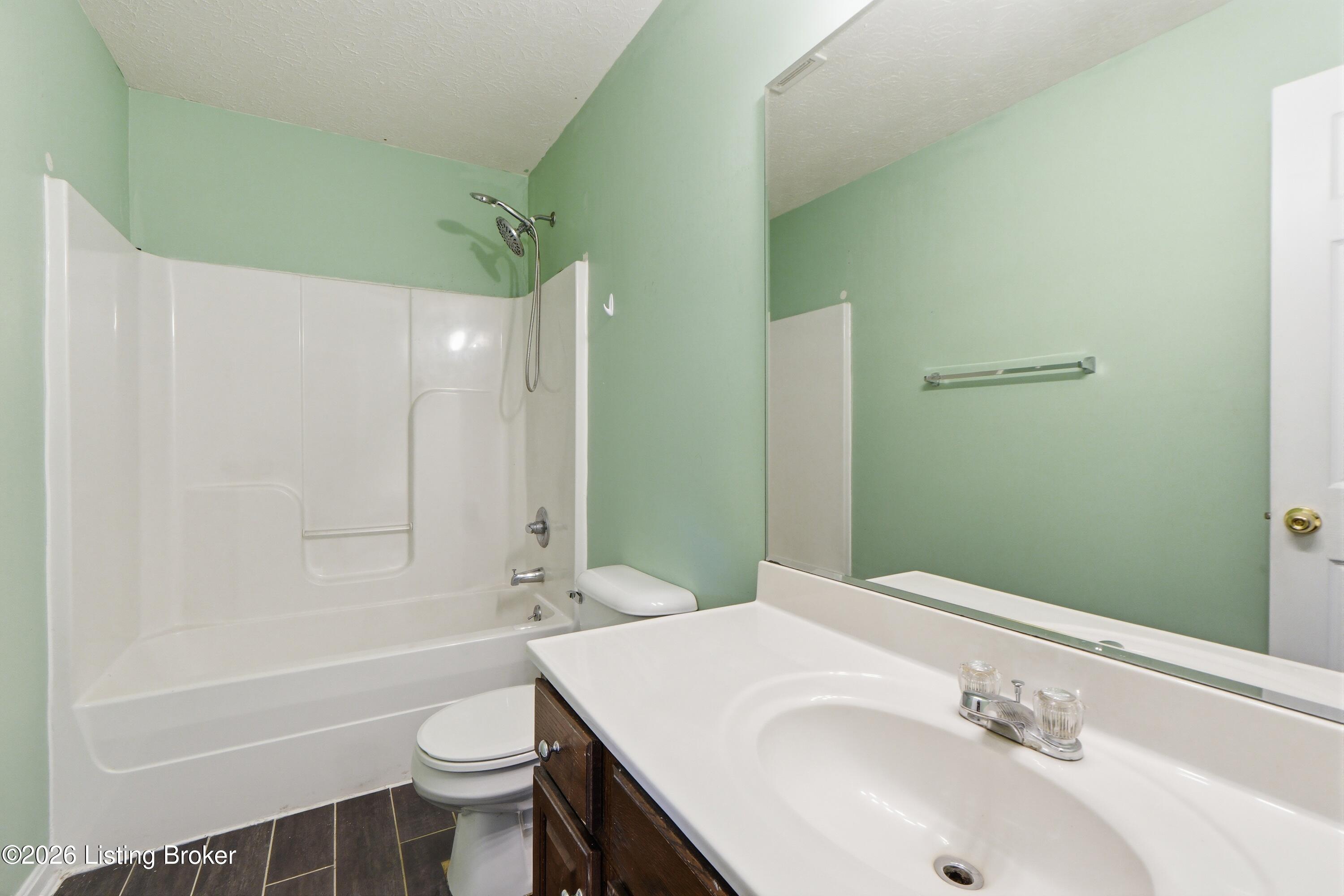 9712 Waterbrook Ct Property Photo 17
