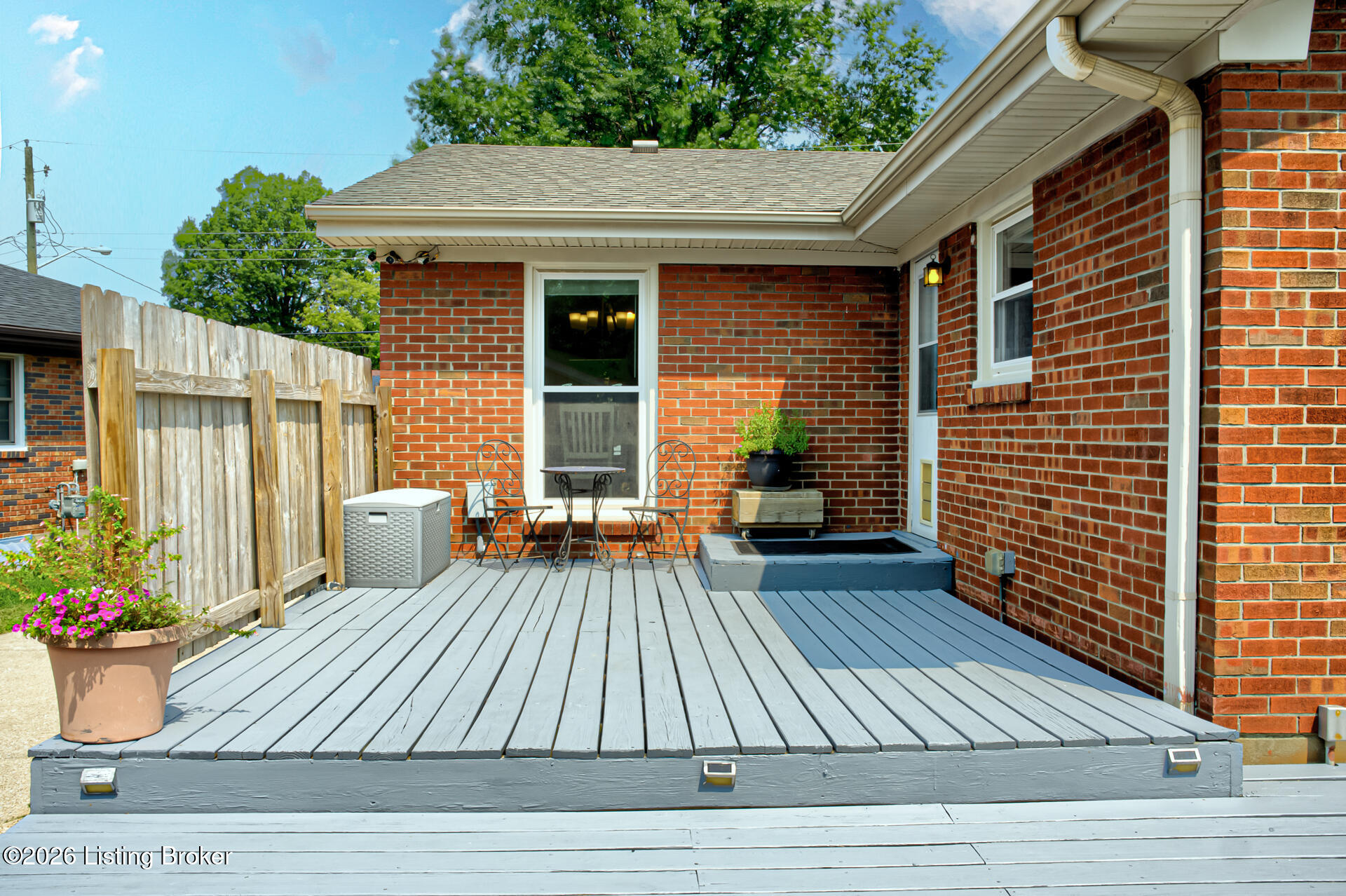 4012 Landside Dr Property Photo 36